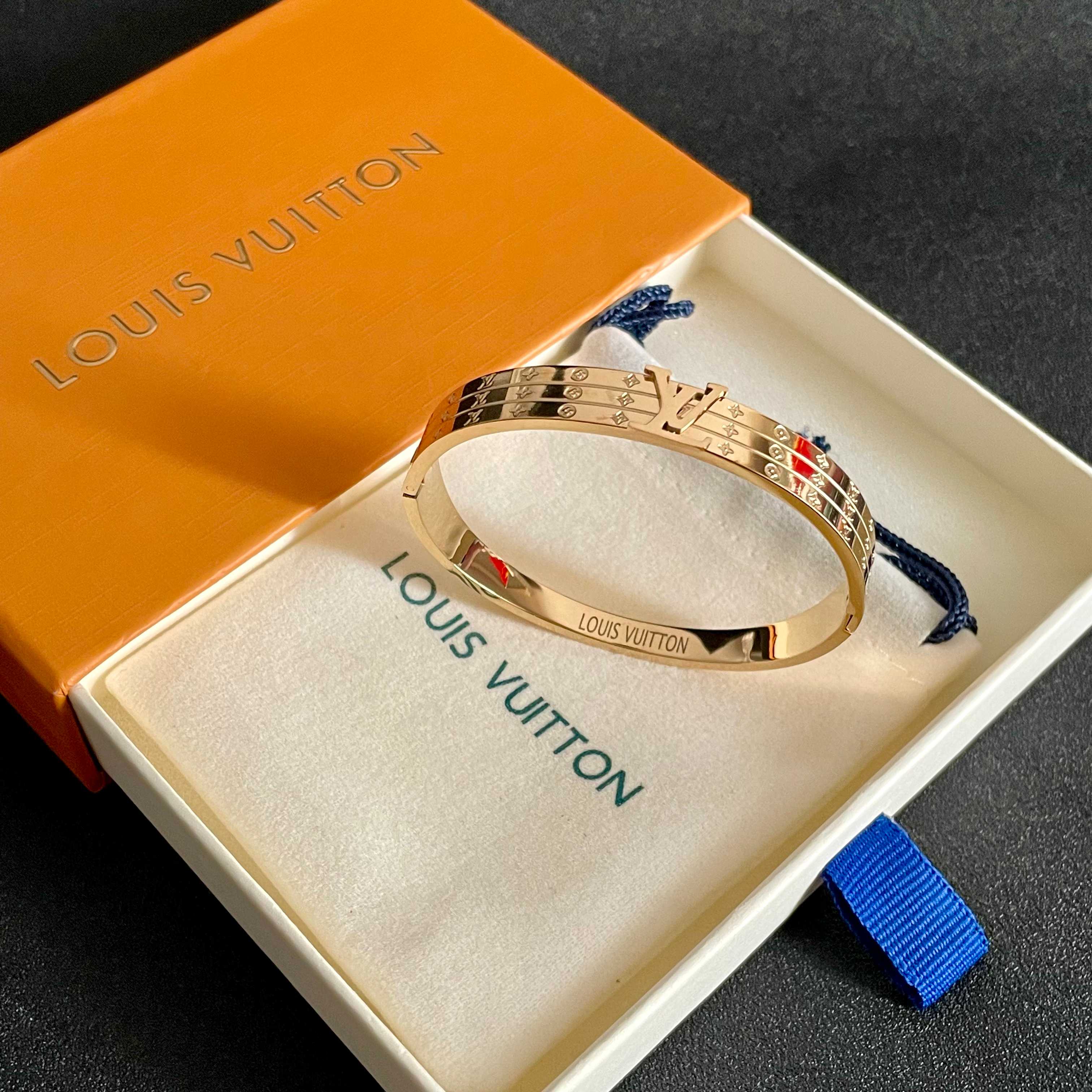 💥新品😍 原单货 LV中性款手镯🔹🔹Louis Vuitton 路易威登 🔹专柜一致材质 火爆款出货 设