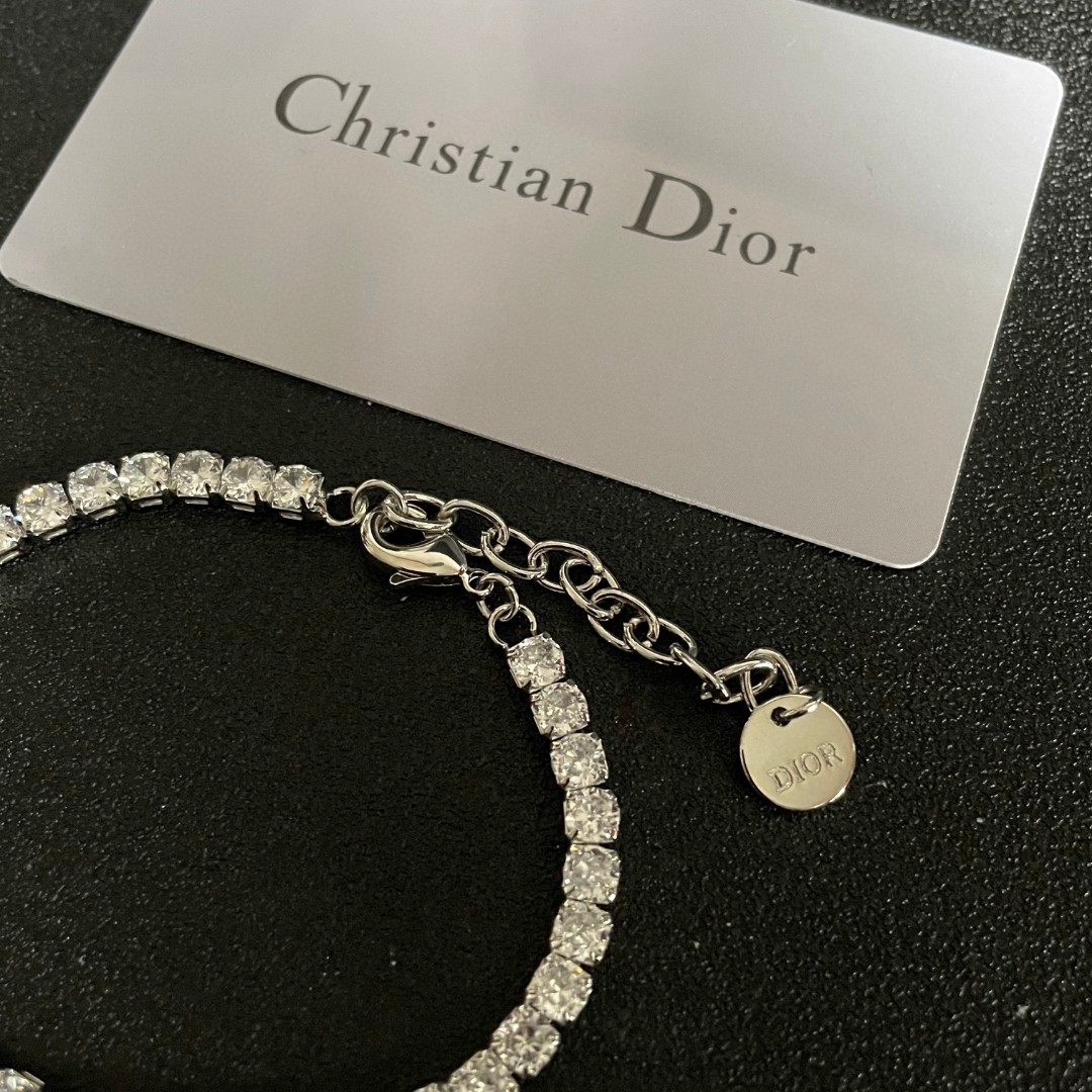 👑Dior 迪奥  中古 手链 专柜一致上新 精选原版一致 黄铜材质 甜美气质高雅.