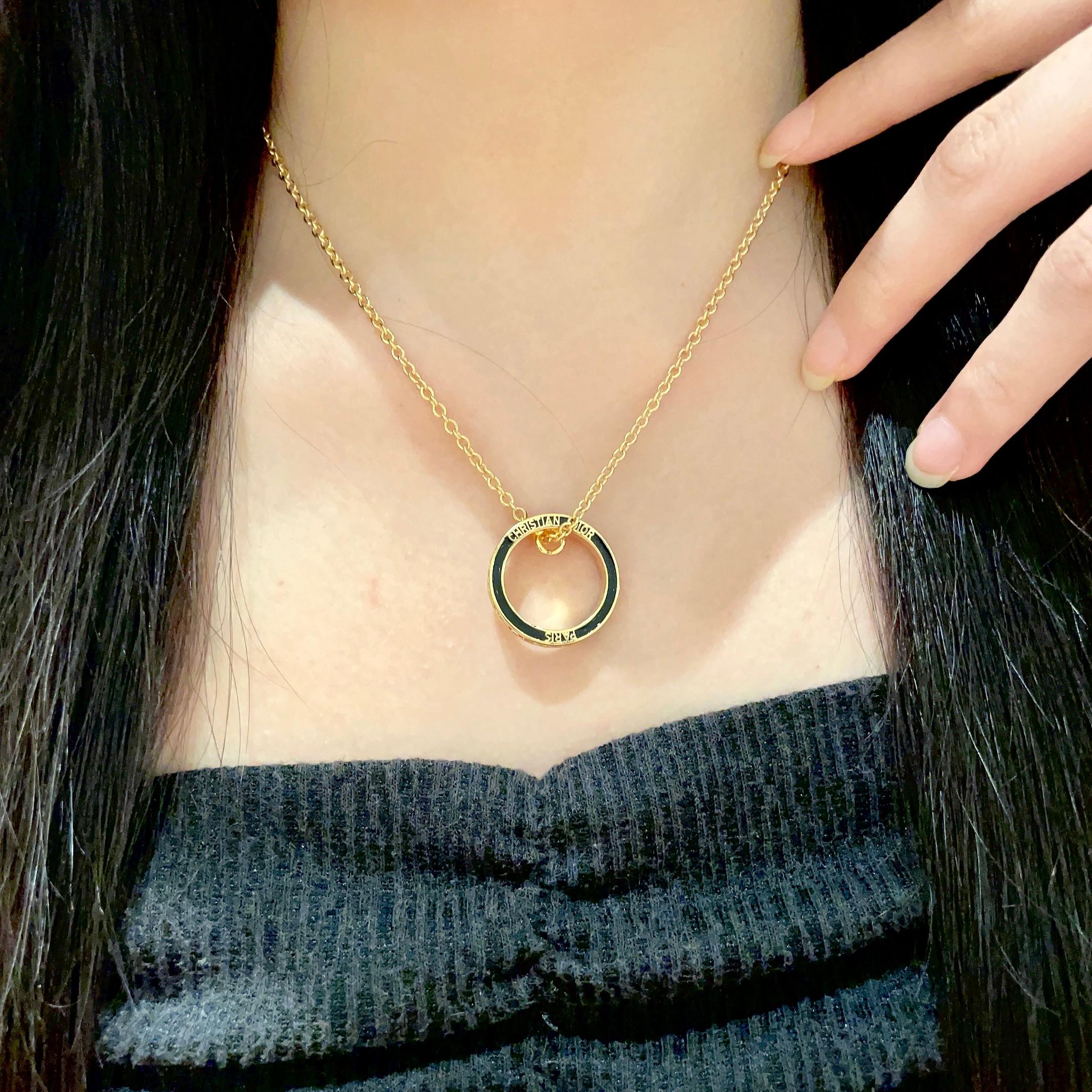 👑Dior 迪奥  中古 项链 专柜一致上新 精选原版一致 黄铜材质 甜美气质高雅.