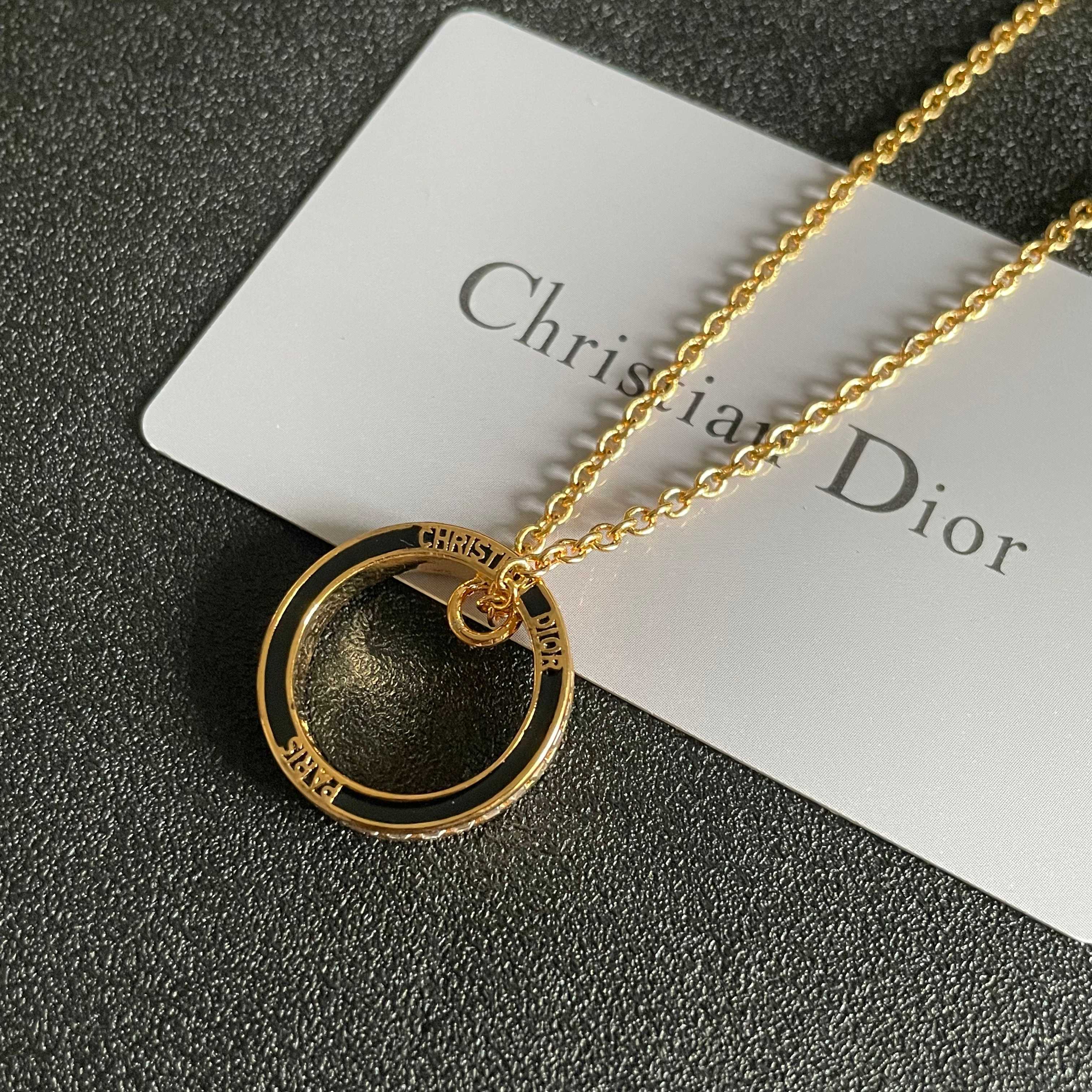 👑Dior 迪奥  中古 项链 专柜一致上新 精选原版一致 黄铜材质 甜美气质高雅.