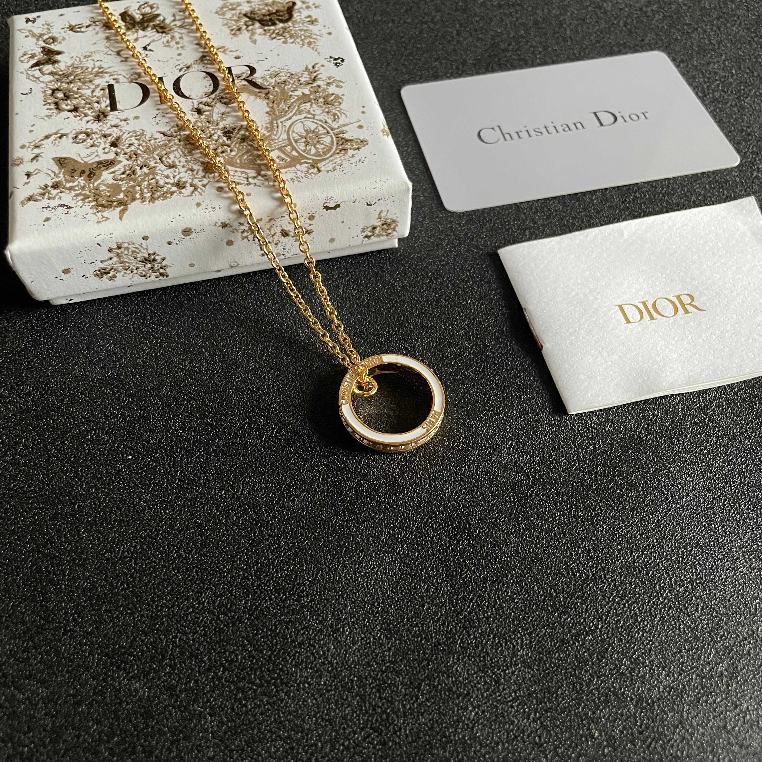 👑Dior 迪奥  中古 项链 专柜一致上新 精选原版一致 黄铜材质 甜美气质高雅.