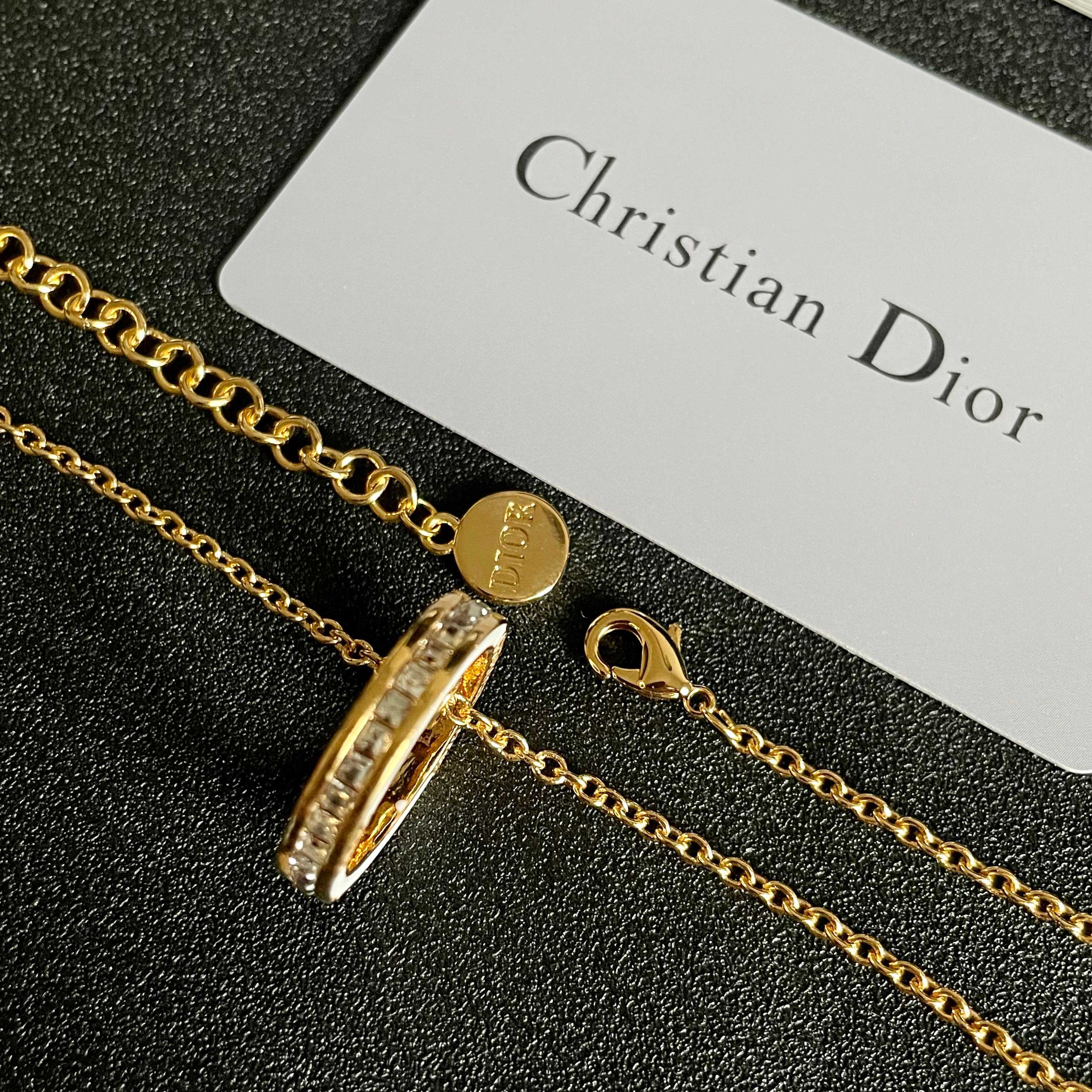 👑Dior 迪奥  中古 项链 专柜一致上新 精选原版一致 黄铜材质 甜美气质高雅.