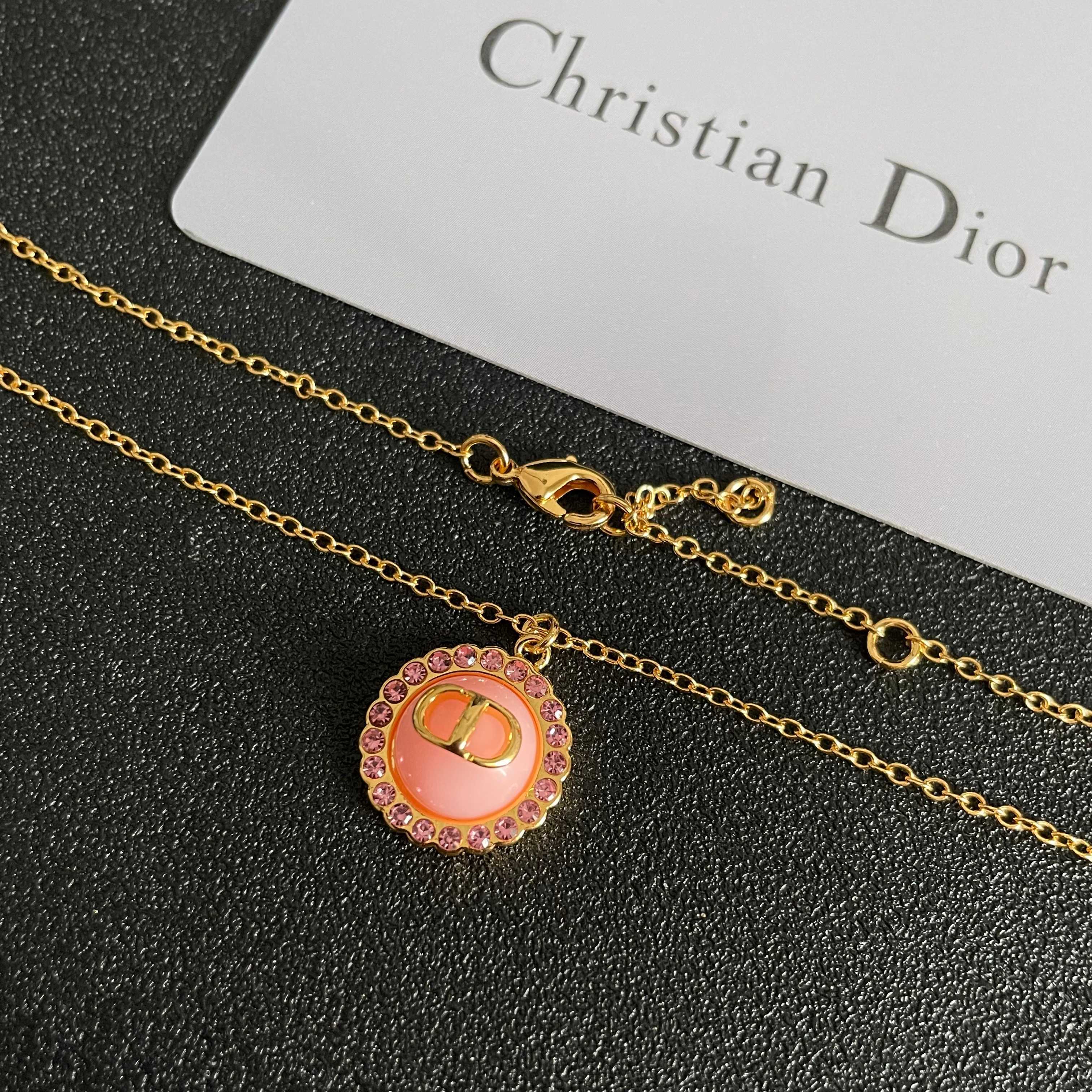 👑Dior 迪奥  中古 项链 专柜一致上新 精选原版一致 黄铜材质 甜美气质高雅.