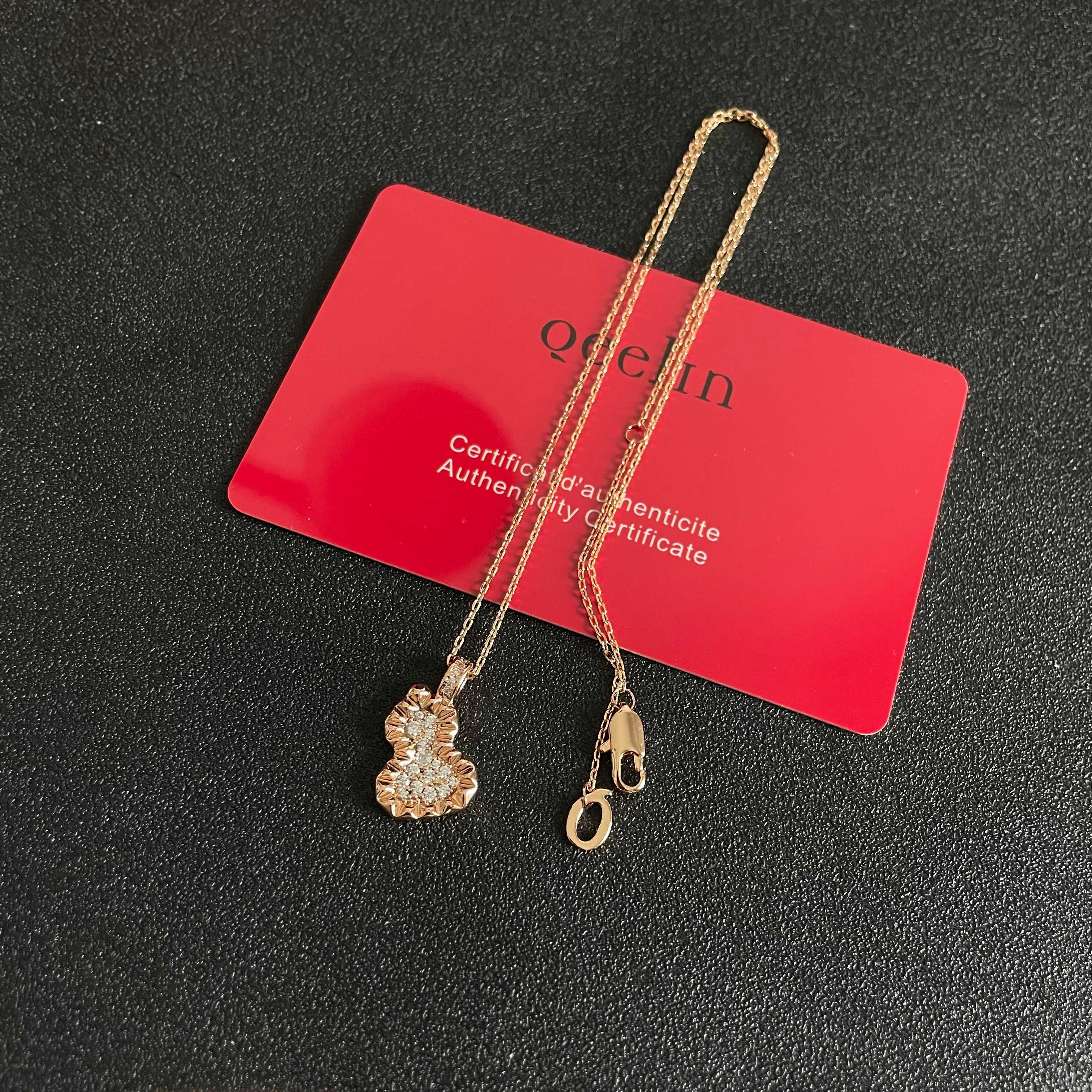  👑麒麟 高端珠宝 葫芦 镶钻 项链 女神同款 🔥葫芦寓意有福禄 非常吸睛的项链 珍珠的点缀 高端定制 