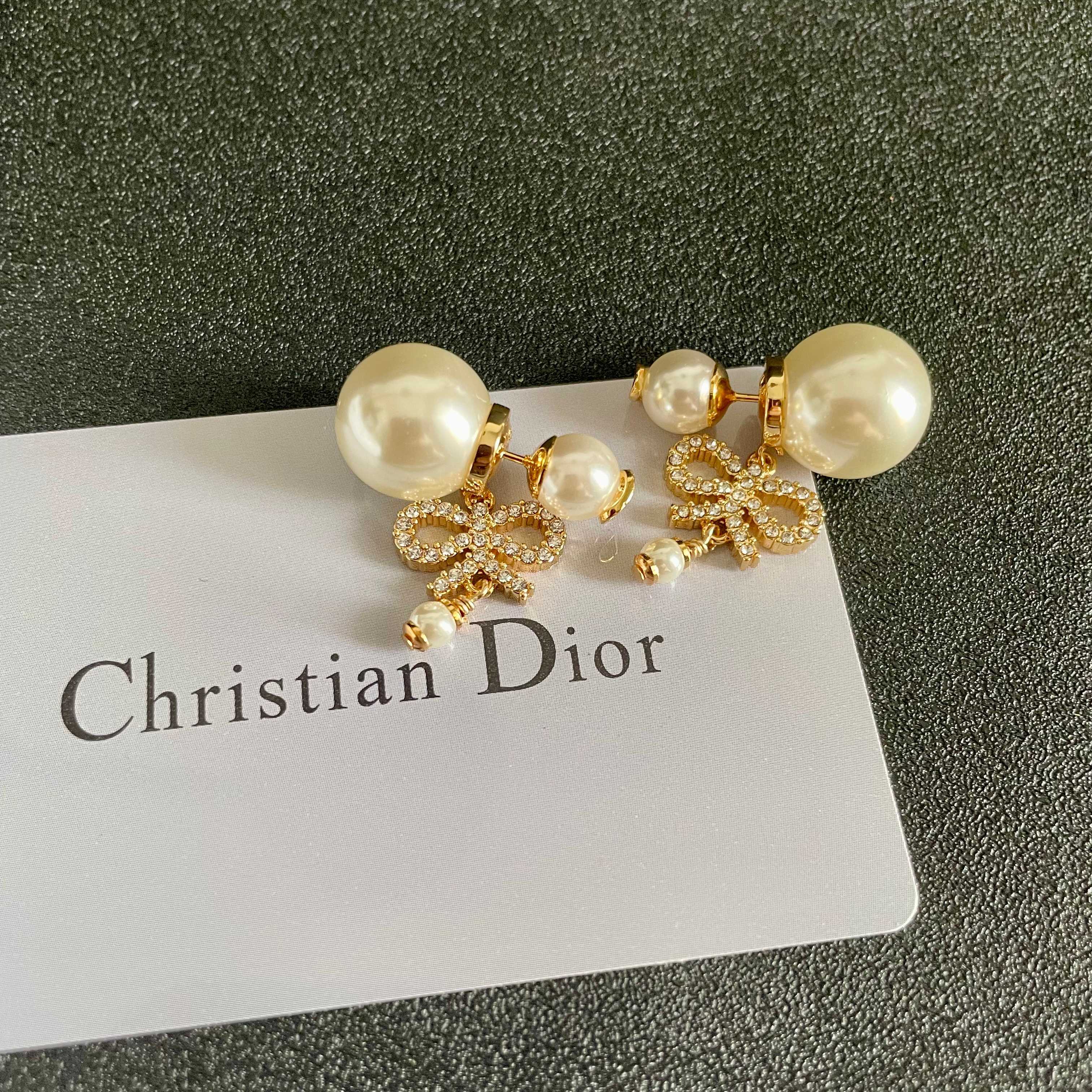 👑Dior 迪奥 中古 耳环 专柜一致上新 精选原版一致 黄铜材质 甜美气质高