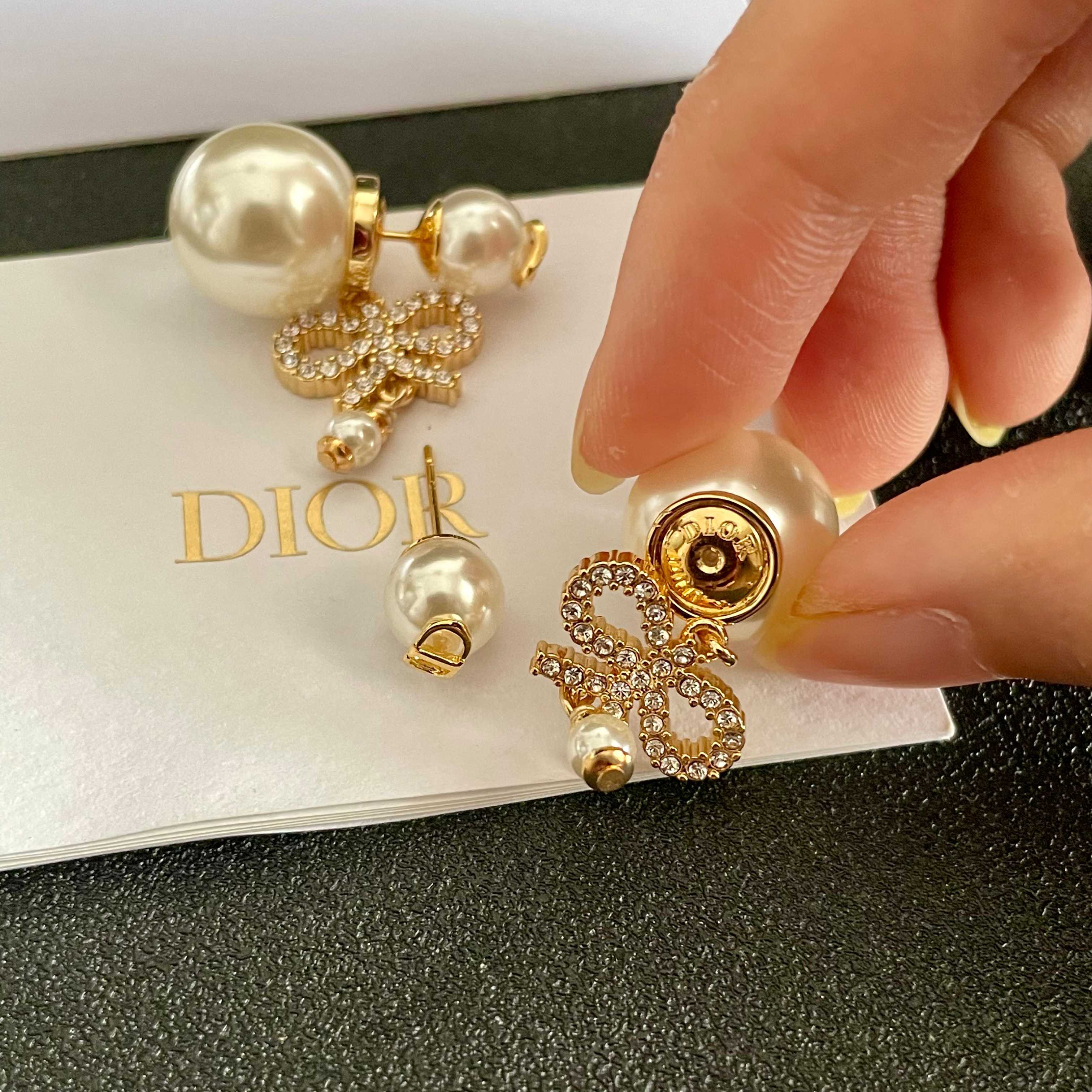 👑Dior 迪奥 中古 耳环 专柜一致上新 精选原版一致 黄铜材质 甜美气质高