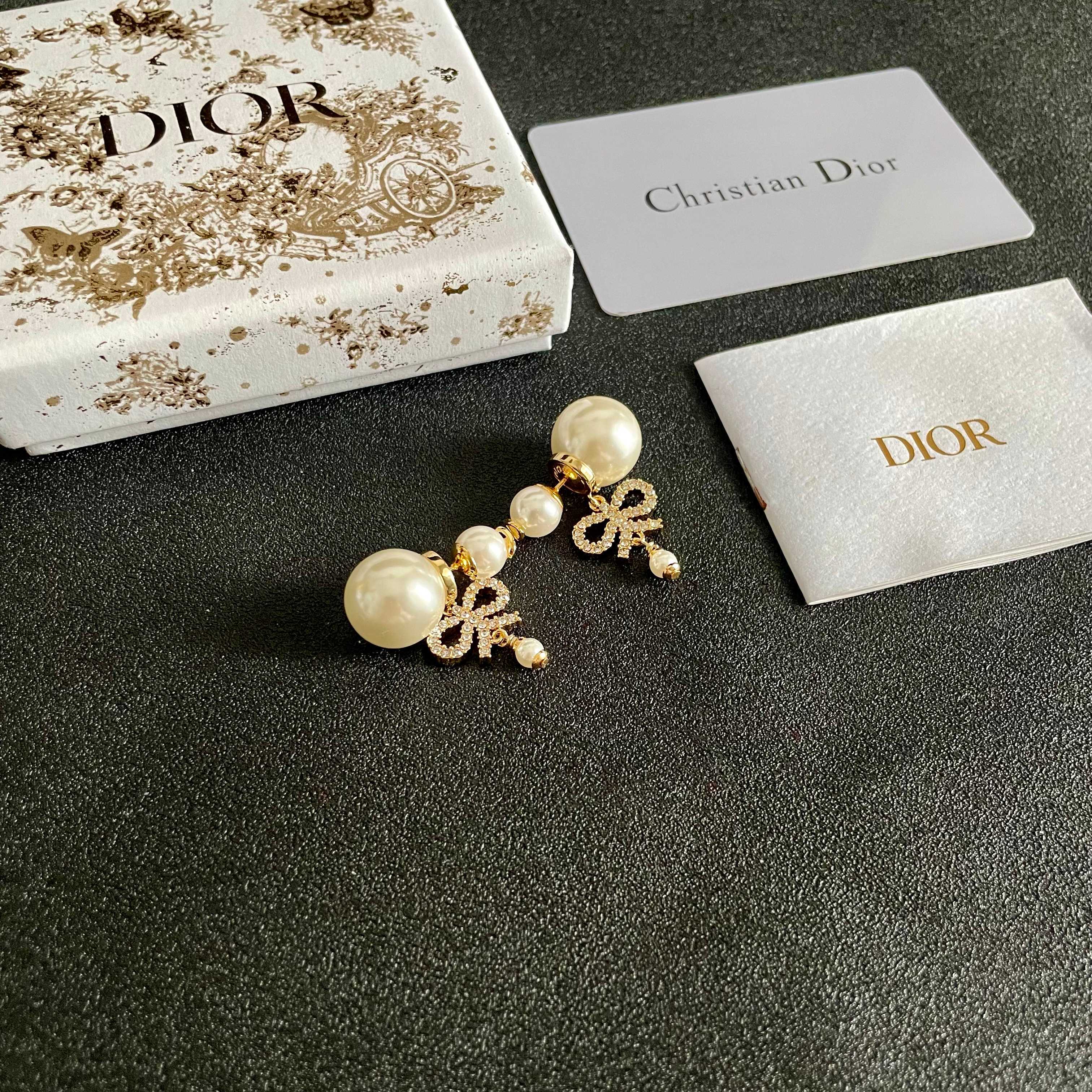 👑Dior 迪奥 中古 耳环 专柜一致上新 精选原版一致 黄铜材质 甜美气质高