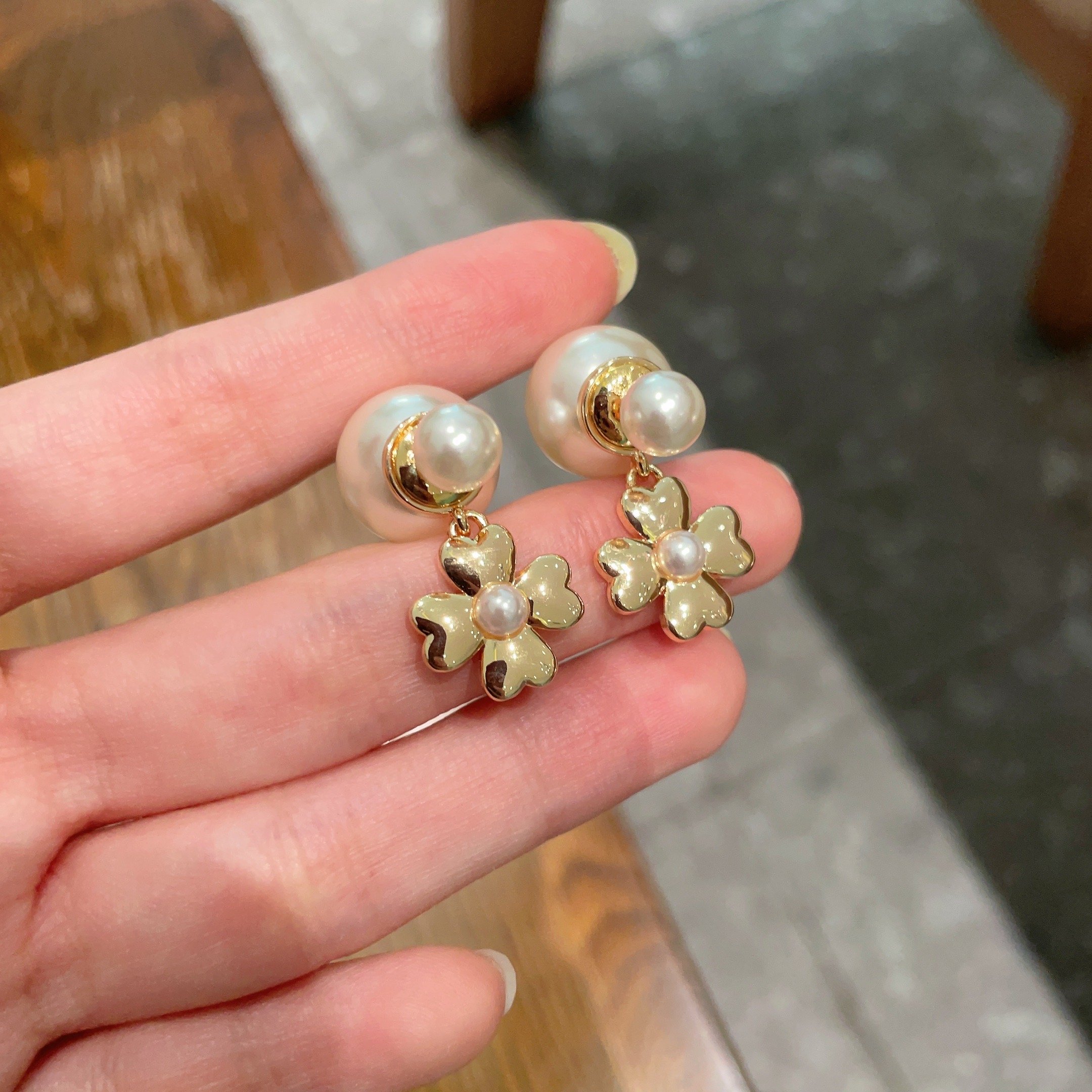 👑Dior 迪奥 中古 耳环 专柜一致上新 精选原版一致 黄铜材质 甜美气质高