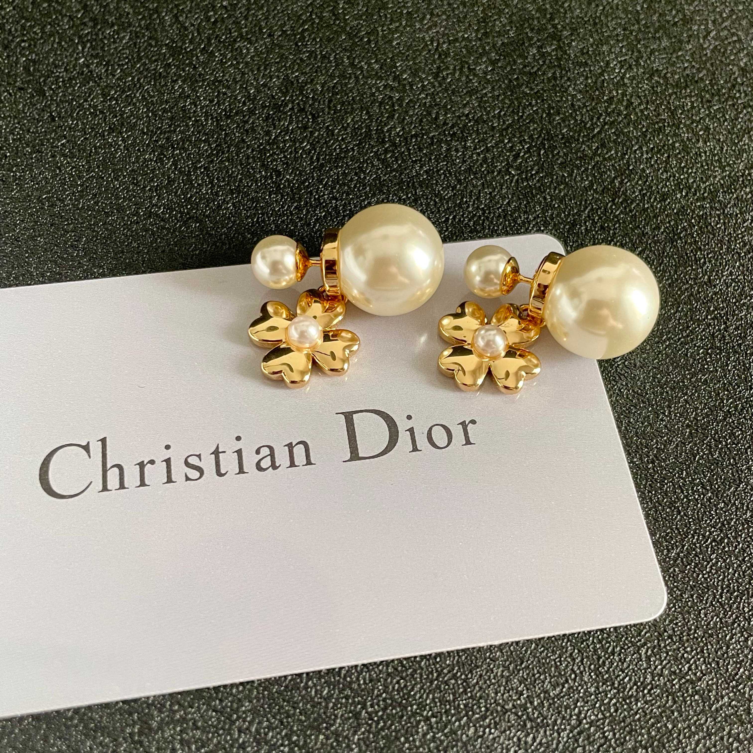 👑Dior 迪奥 中古 耳环 专柜一致上新 精选原版一致 黄铜材质 甜美气质高