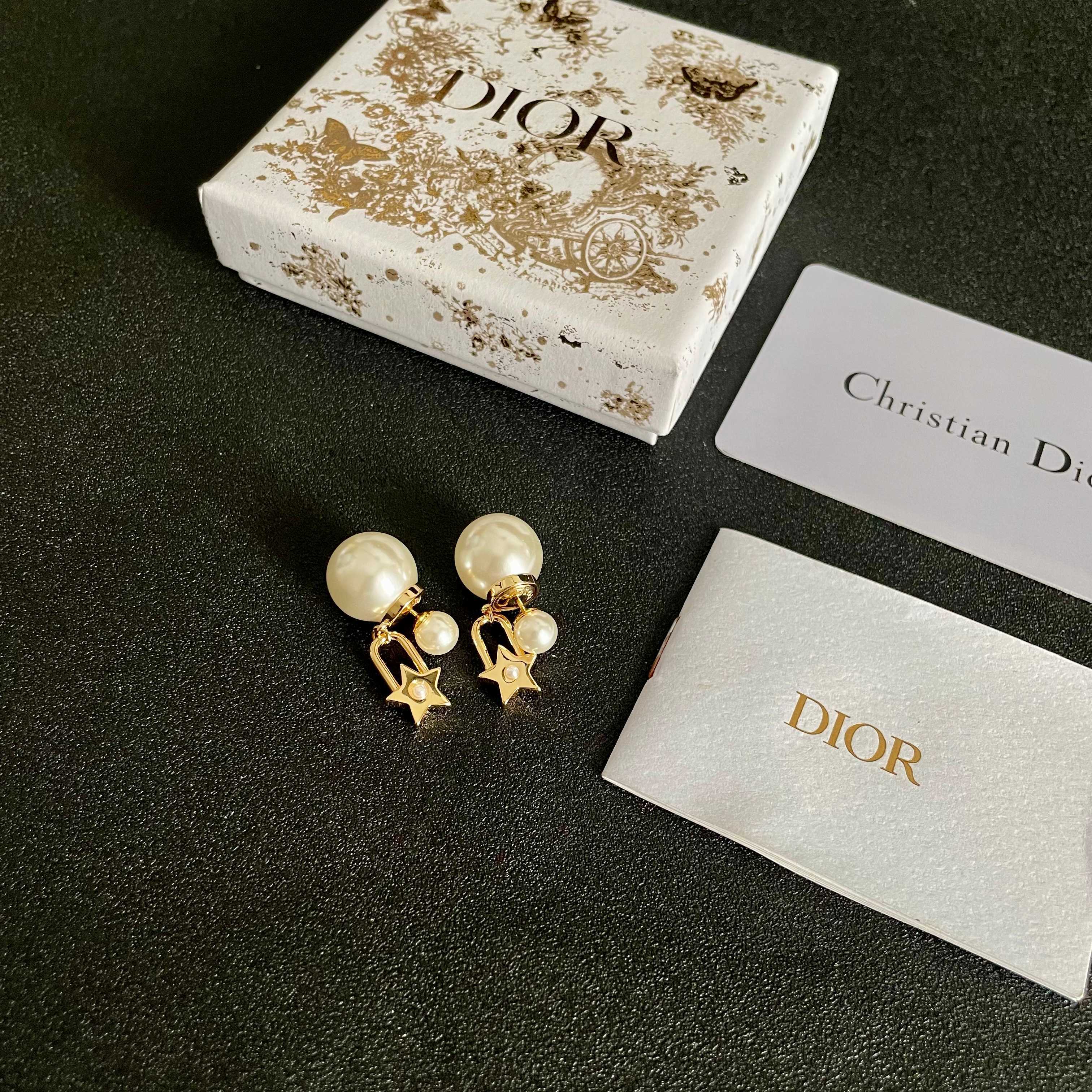 👑Dior 迪奥 中古 耳环 专柜一致上新 精选原版一致 黄铜材质 甜美气质高