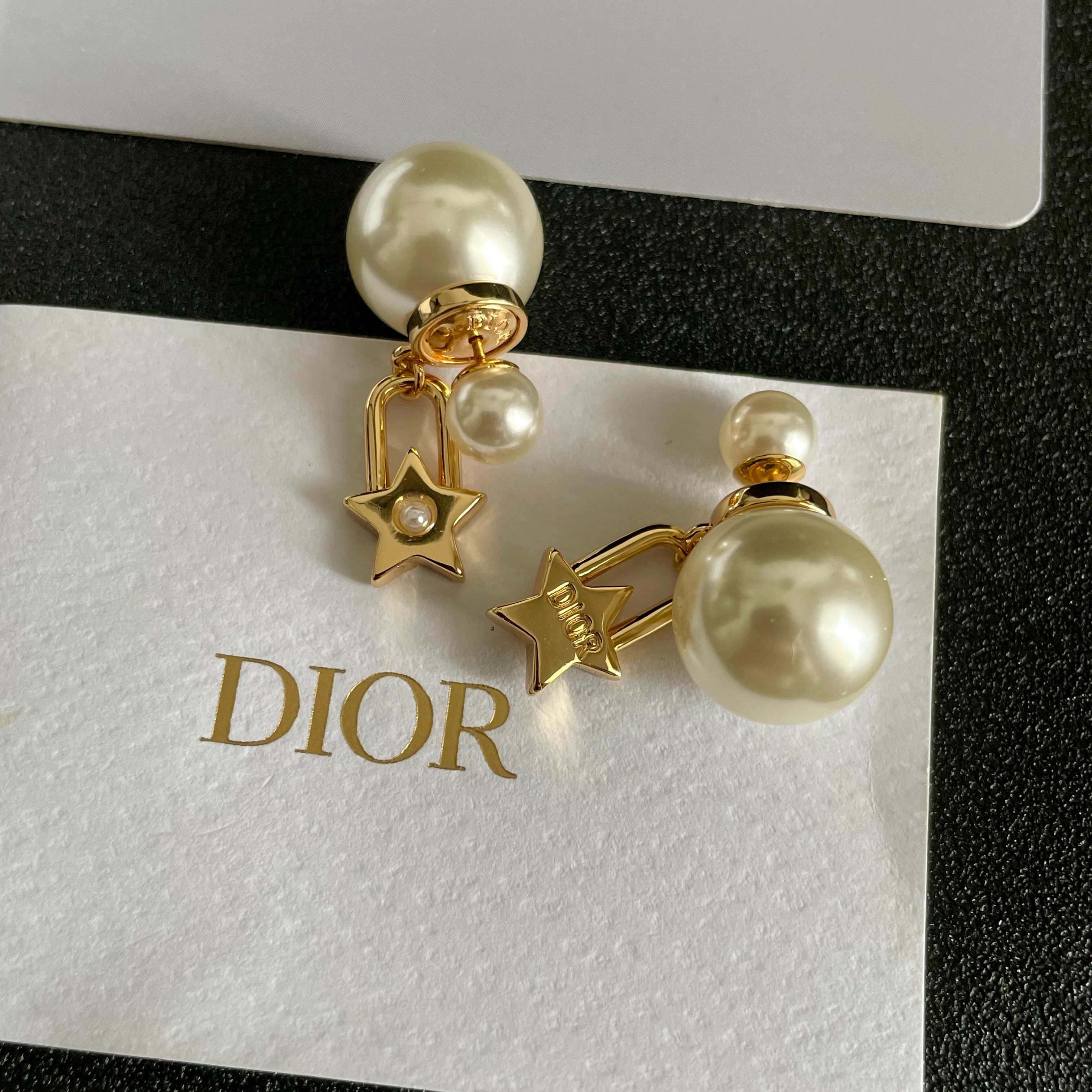 👑Dior 迪奥 中古 耳环 专柜一致上新 精选原版一致 黄铜材质 甜美气质高