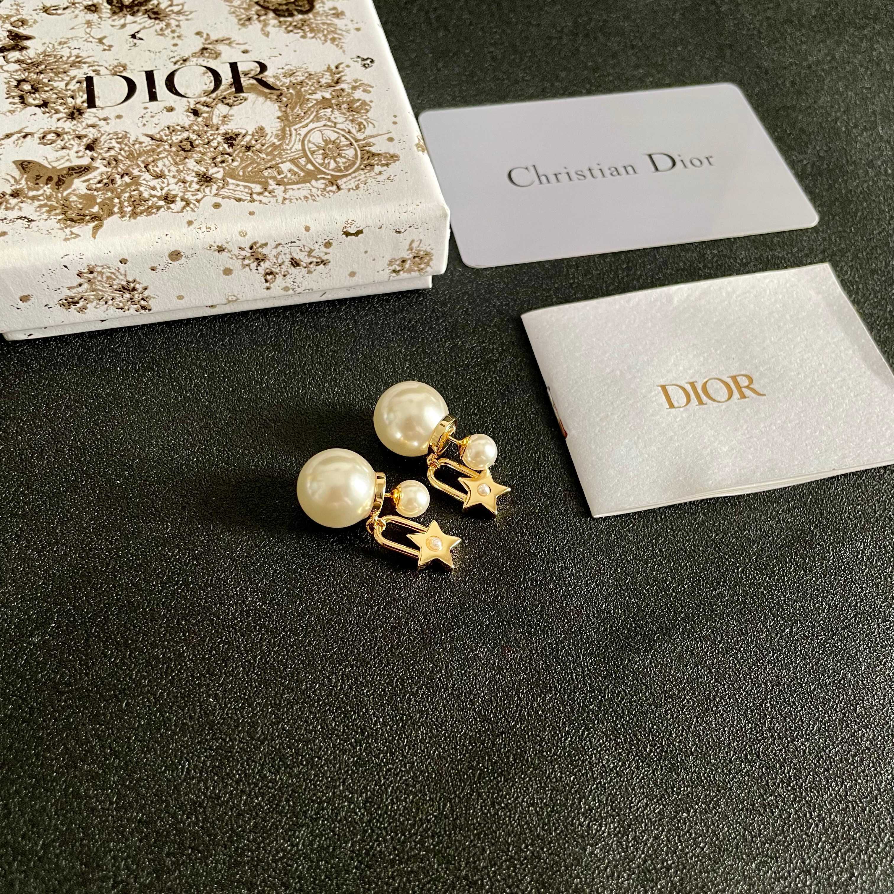 👑Dior 迪奥 中古 耳环 专柜一致上新 精选原版一致 黄铜材质 甜美气质高