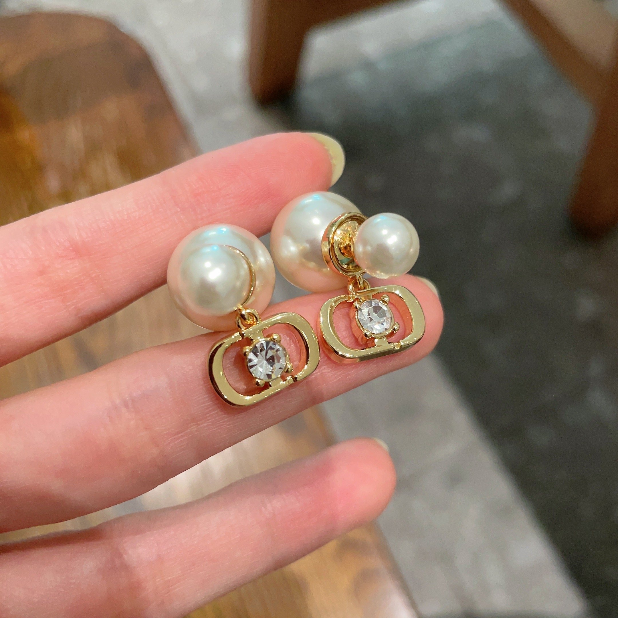 👑Dior 迪奥 中古 耳环 专柜一致上新 精选原版一致 黄铜材质 甜美气质高