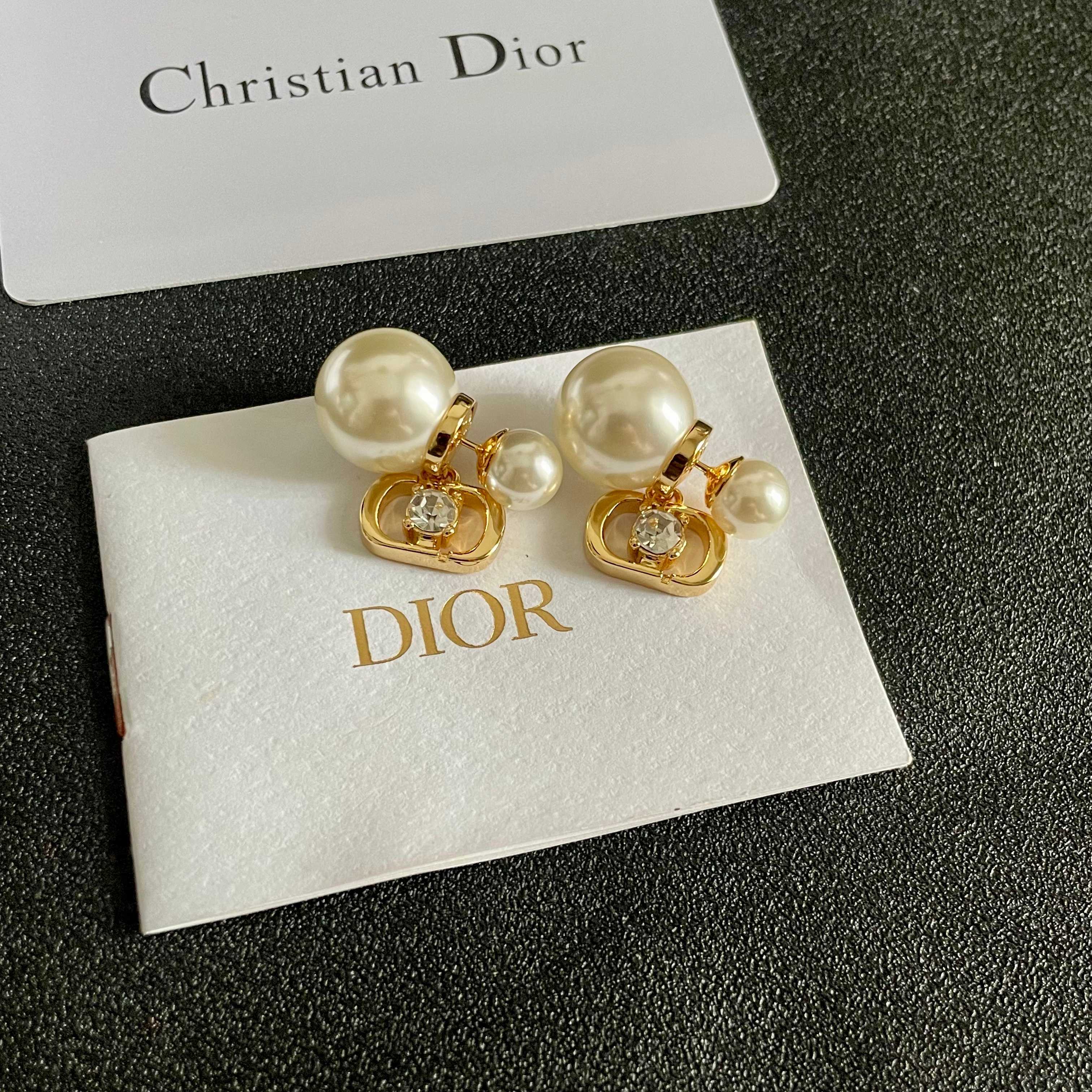 👑Dior 迪奥 中古 耳环 专柜一致上新 精选原版一致 黄铜材质 甜美气质高