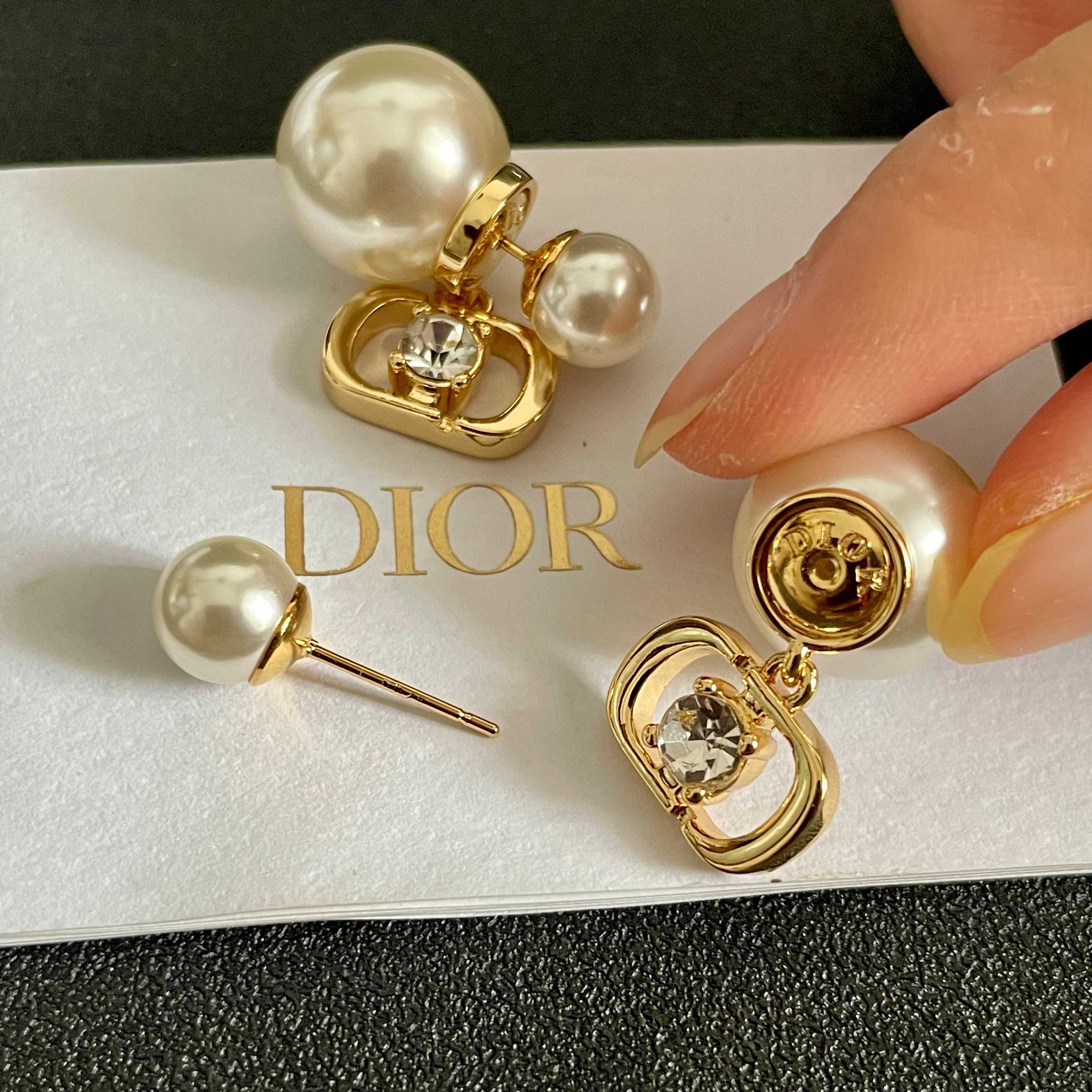 👑Dior 迪奥 中古 耳环 专柜一致上新 精选原版一致 黄铜材质 甜美气质高