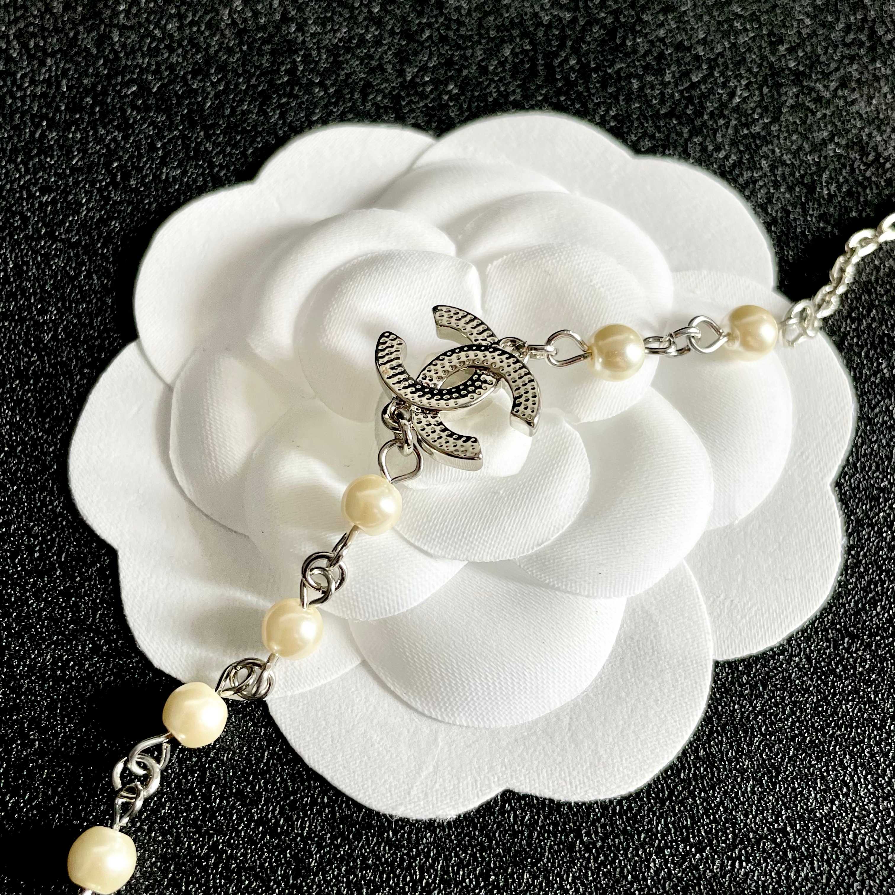  Chanel香奈儿 中古 项链👀小香家的款式真心无需多介绍😘🎶每一款都超好看，精致大方，非常显气质