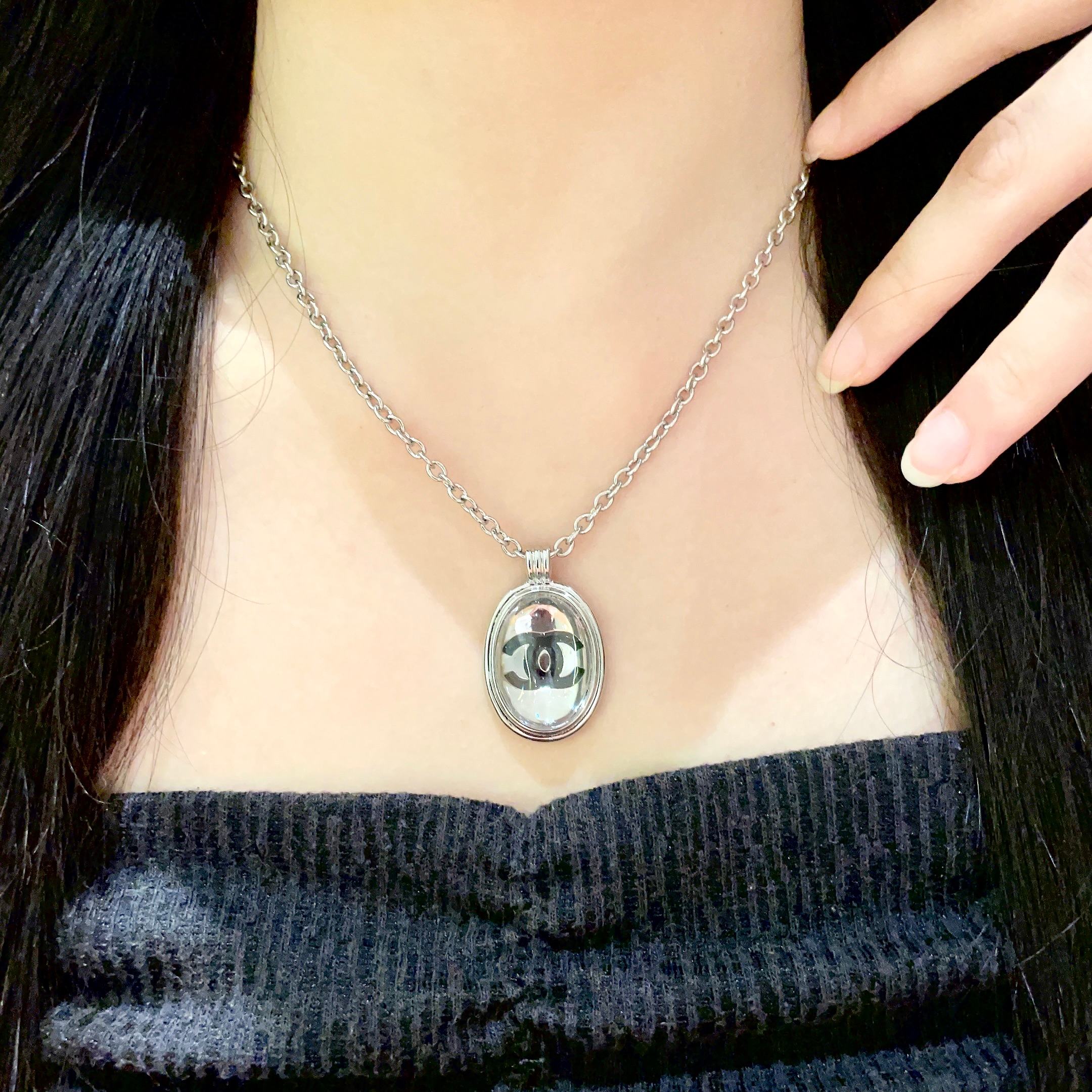  Chanel香奈儿 中古 项链👀小香家的款式真心无需多介绍😘🎶每一款都超好看，精致大方，非常显气质