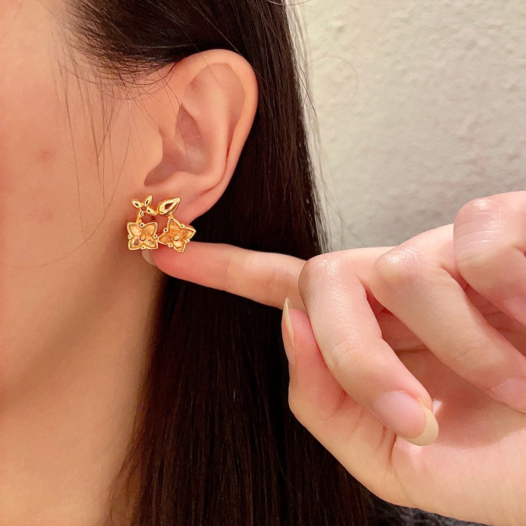 👑Lv 路易威登 2025年早春新品耳钉 经典老花耳环 超精工cnc工艺技术 上身美美哒 特别适合夏日搭