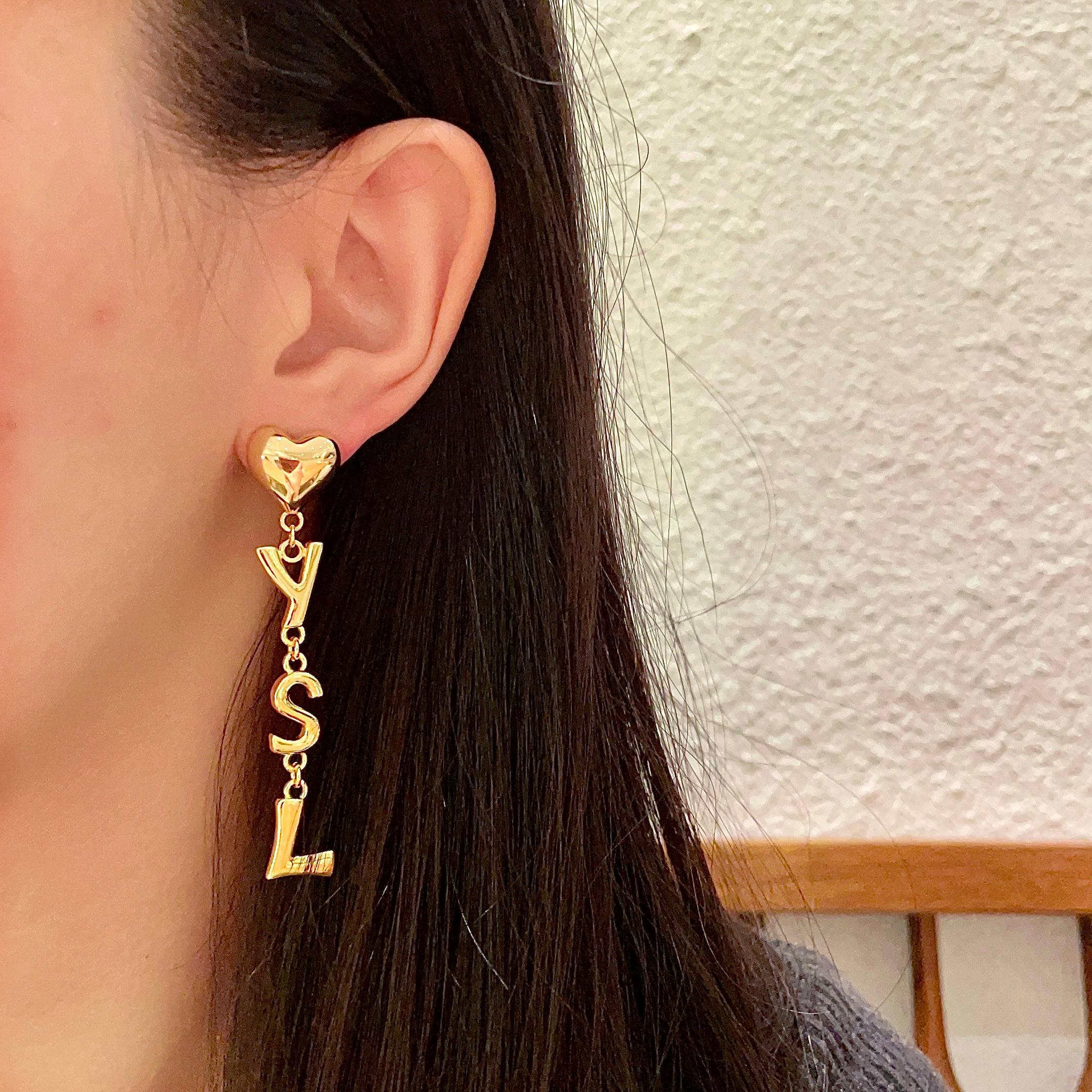  YSL 圣罗兰 中古耳钉 原装黄铜材质 Yves Saint Laurent 创立于1961年 优雅抽