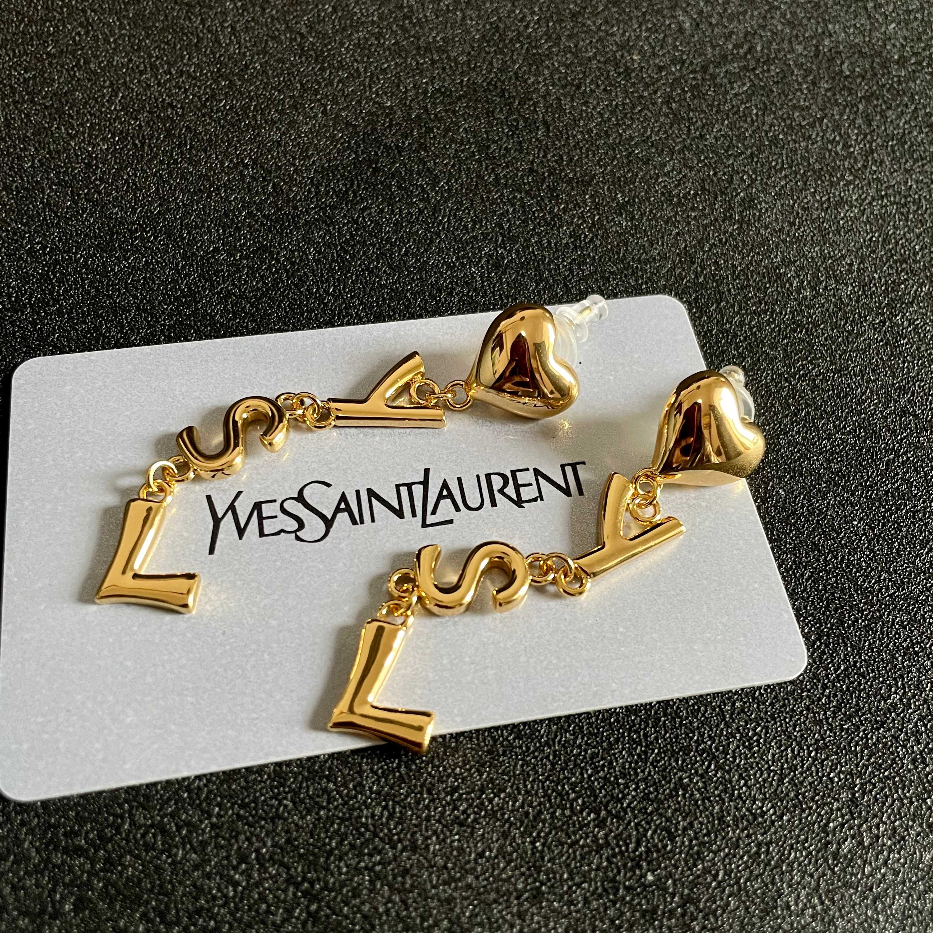  YSL 圣罗兰 中古耳钉 原装黄铜材质 Yves Saint Laurent 创立于1961年 优雅抽
