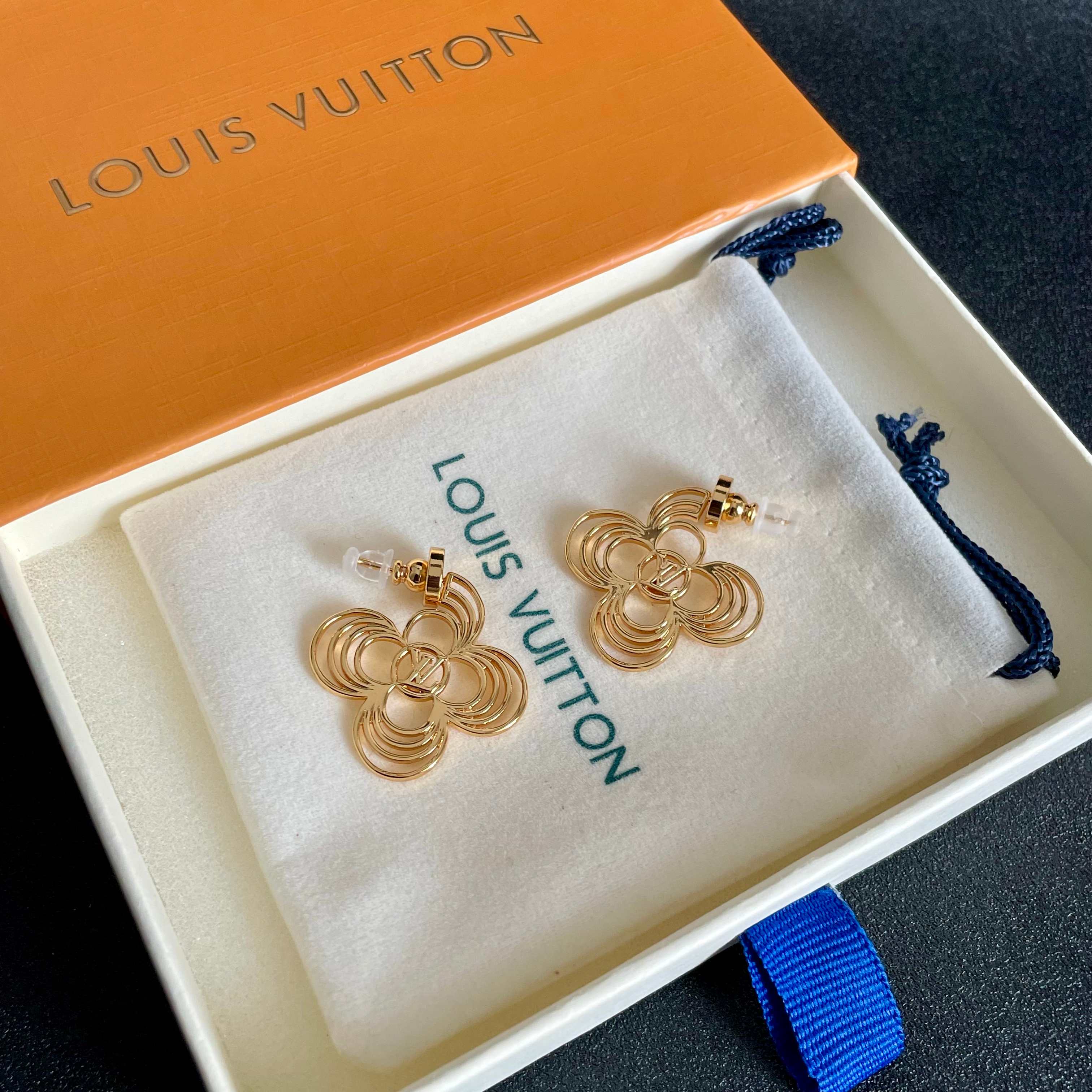 👑Lv 路易威登 2025年早春新品耳钉 经典老花耳环 超精工cnc工艺技术 上身美美哒 特别适合夏日搭