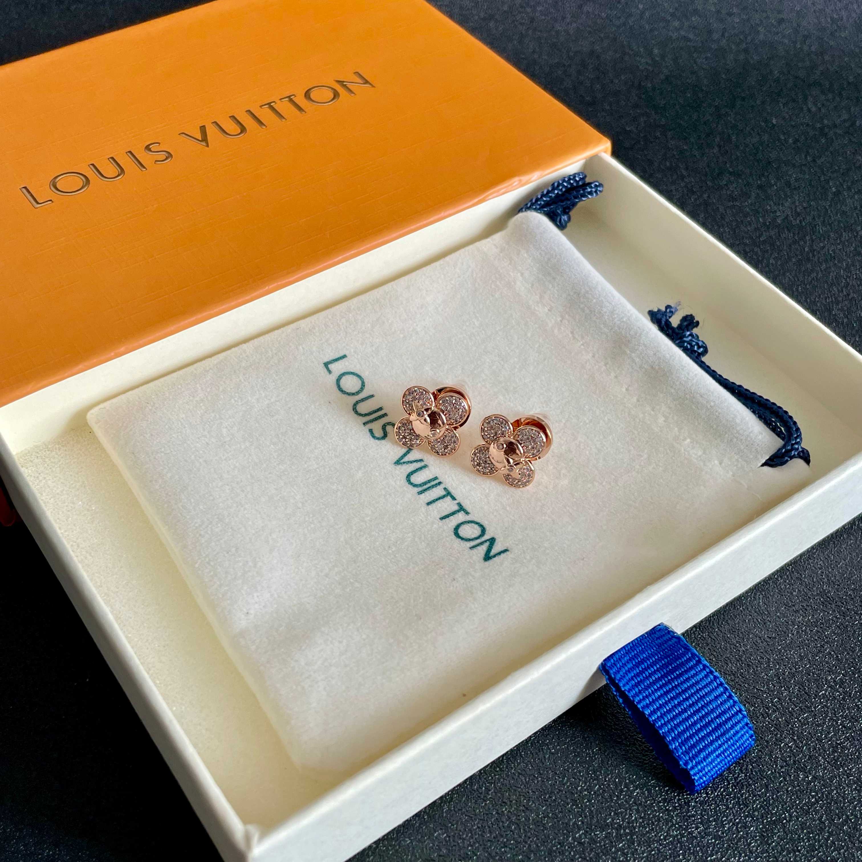 👑Lv 路易威登 2025年早春新品耳钉 经典老花耳环 超精工cnc工艺技术 上身美美哒 特别适合夏日搭