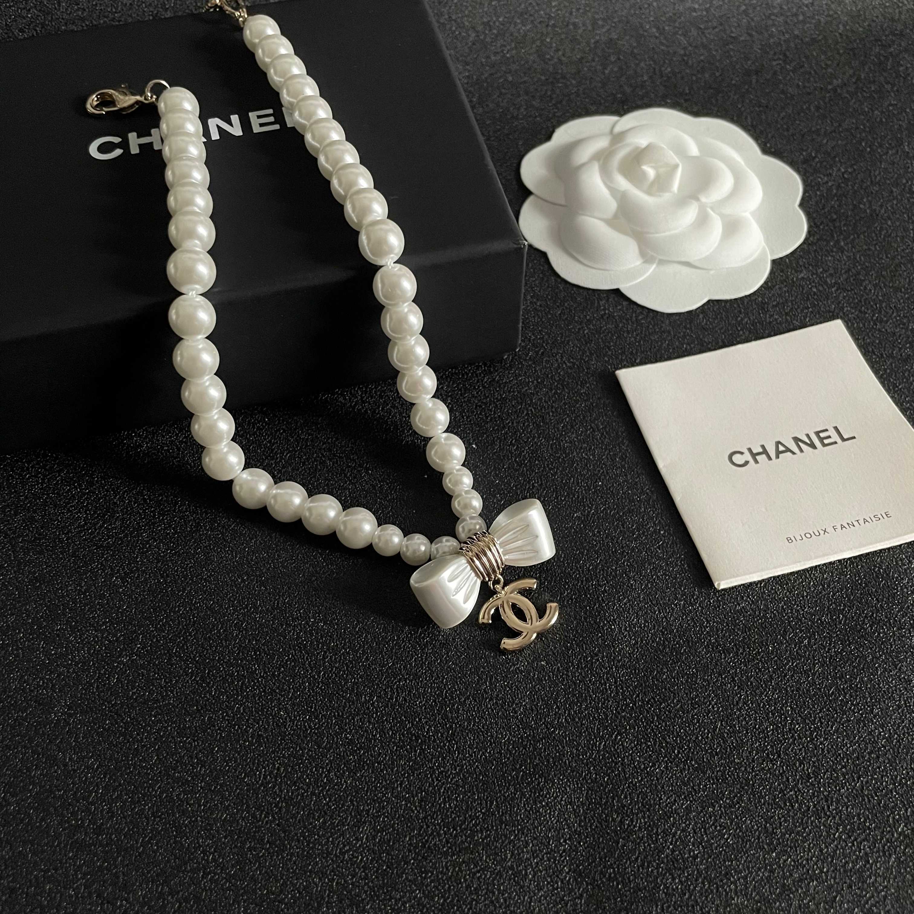  Chanel香奈儿 中古 项链👀小香家的款式真心无需多介绍😘🎶每一款都超好看，精致大方，非常显气质。