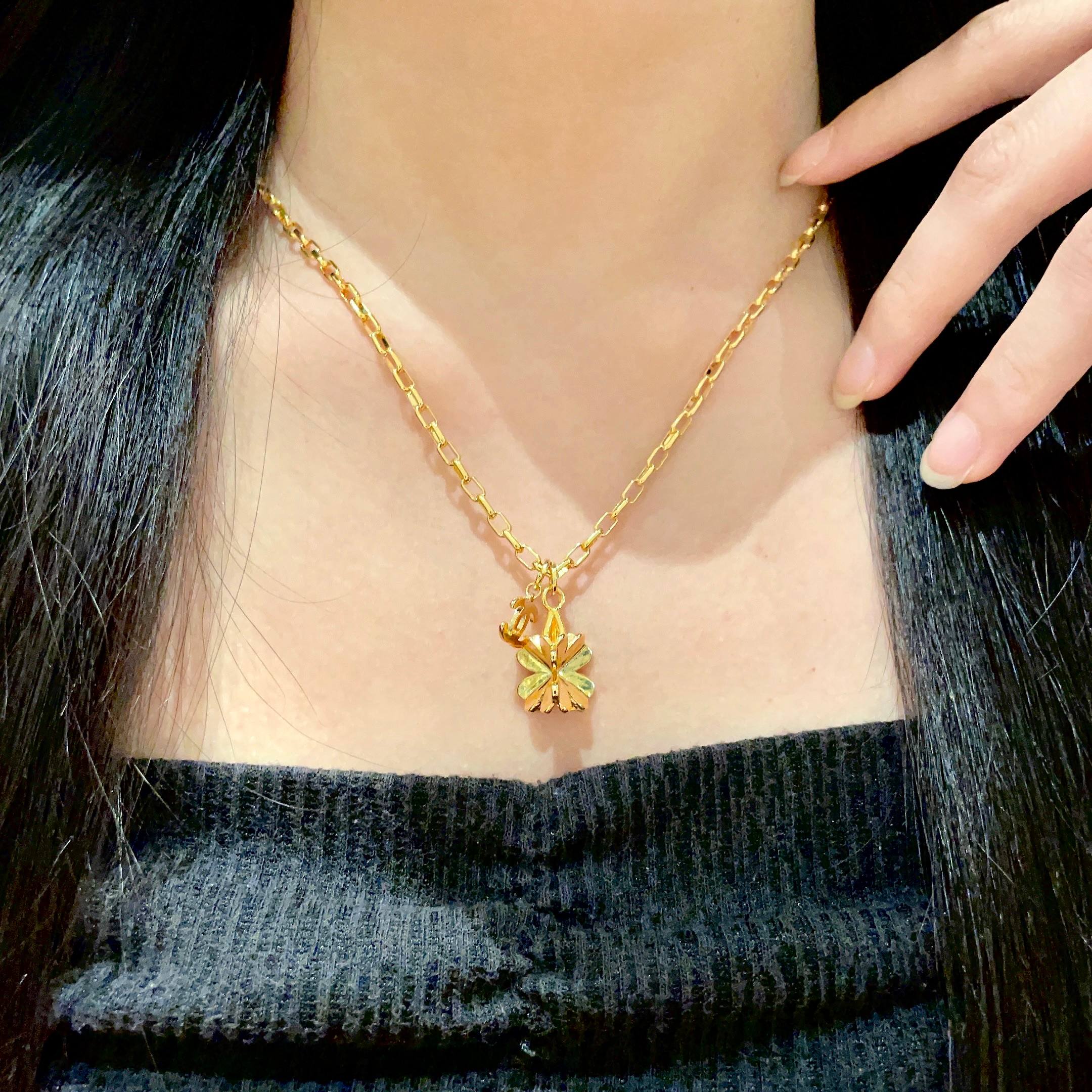  Chanel香奈儿 中古 项链👀小香家的款式真心无需多介绍😘🎶每一款都超好看，精致大方，非常显气质。