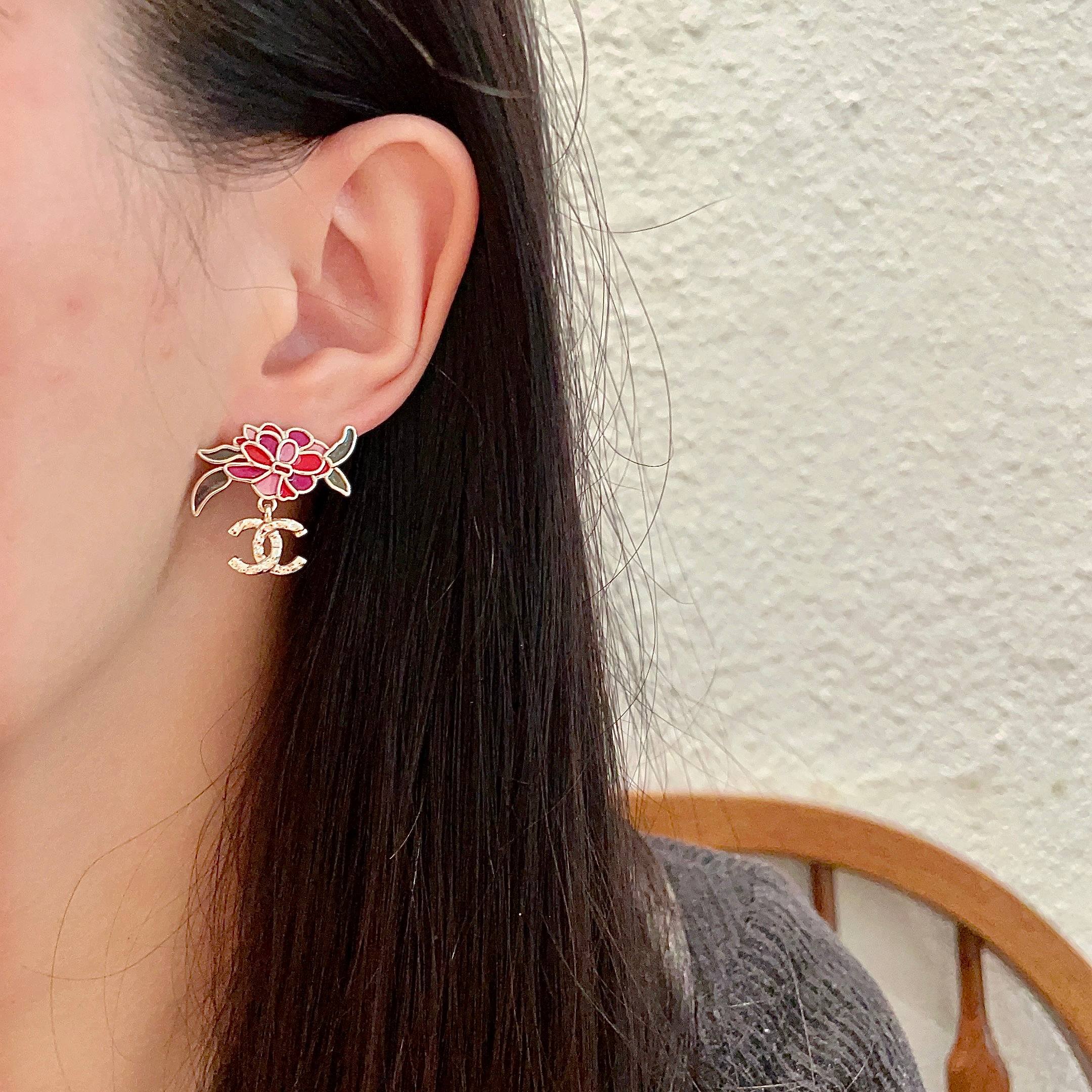  Chanel香奈儿 中古 双C耳钉👀原版复刻logo 小香家的款式真心无需多介绍😘🎶每一款都超好看，精
