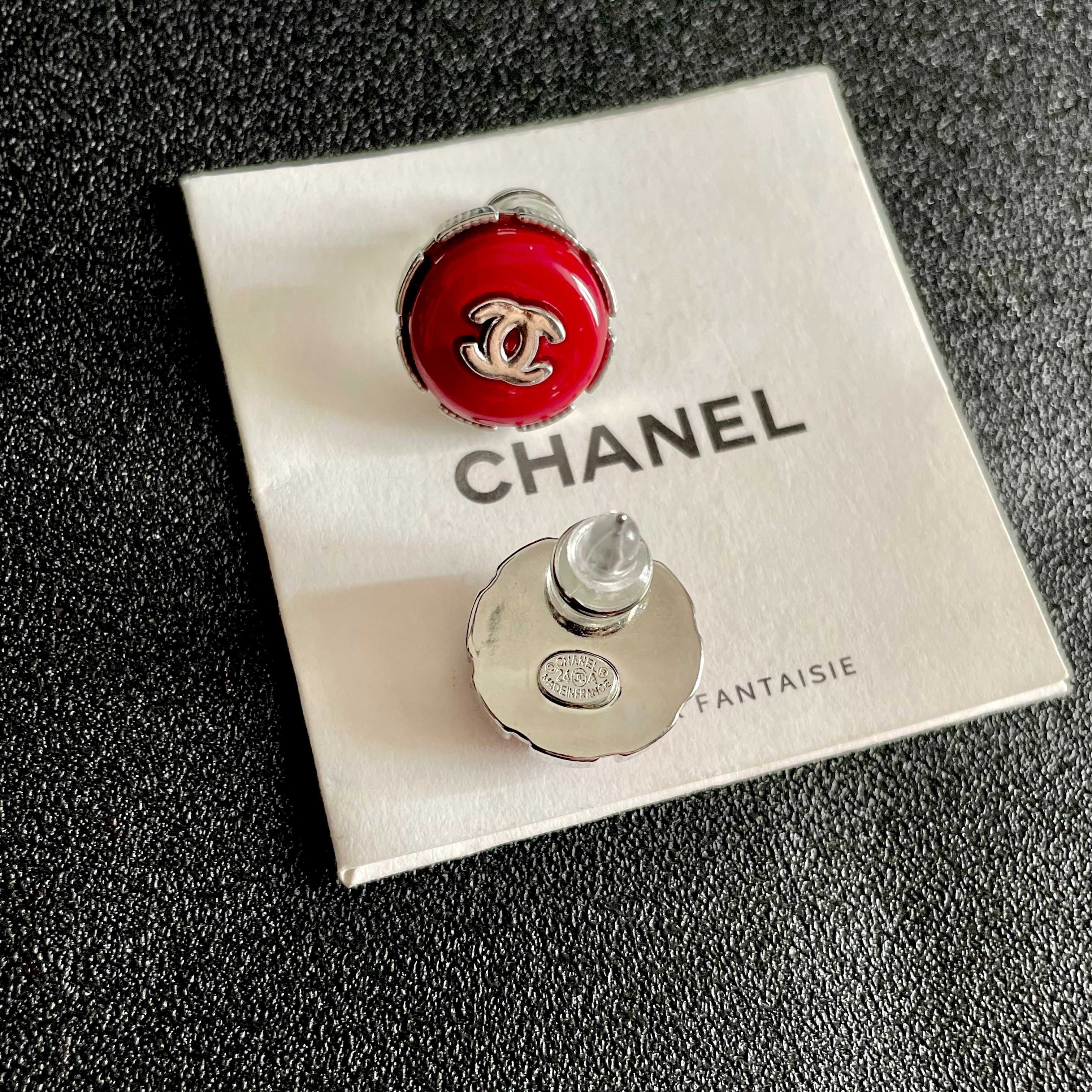  Chanel香奈儿 中古 双C耳钉👀原版复刻logo 小香家的款式真心无需多介绍😘🎶每一款都超好看，精