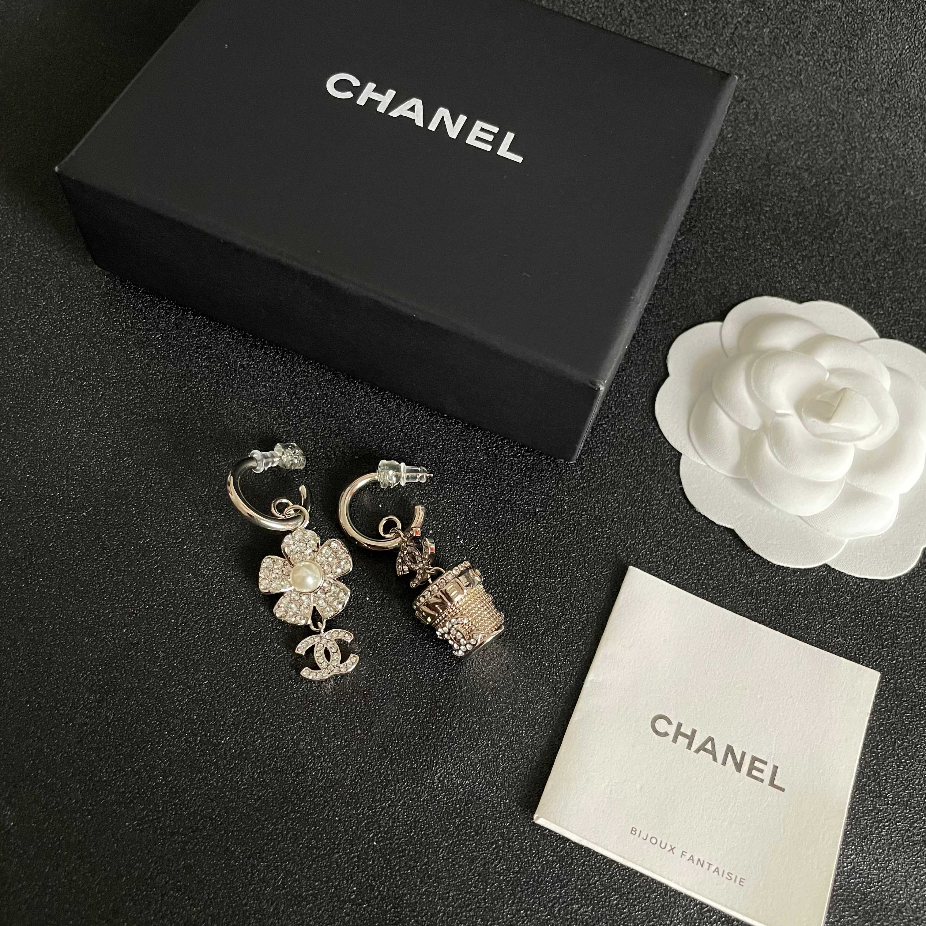  Chanel香奈儿 中古 耳钉👀小香家的款式真心无需多介绍😘🎶每一款都超好看，精致大方，非常显气质