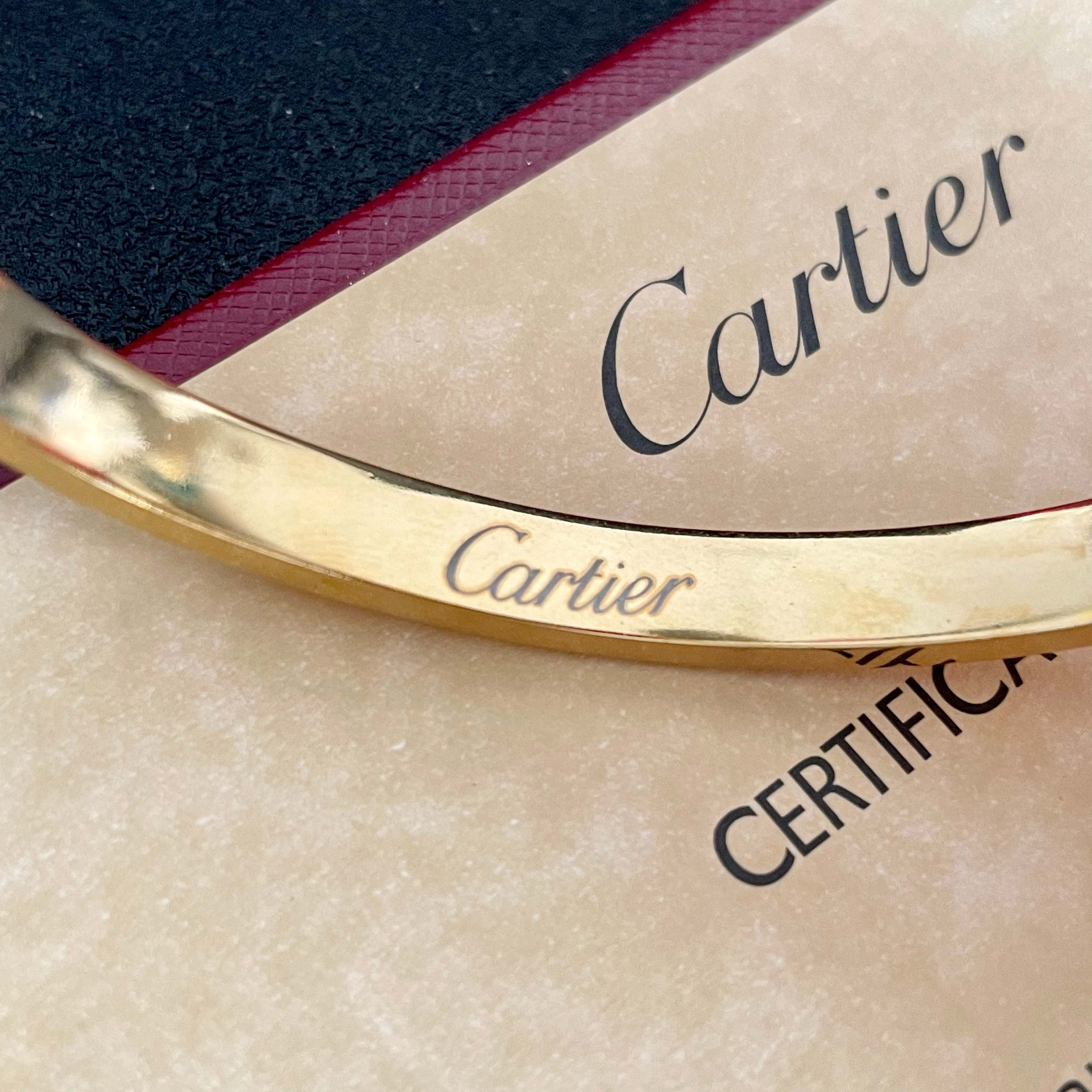 👑Cartier 卡地亚官网最新发布 👉🏻火爆钉子手镯💥进口精工保色18k💯高端定制👈🏻🙈🙈🙈顶级工艺 