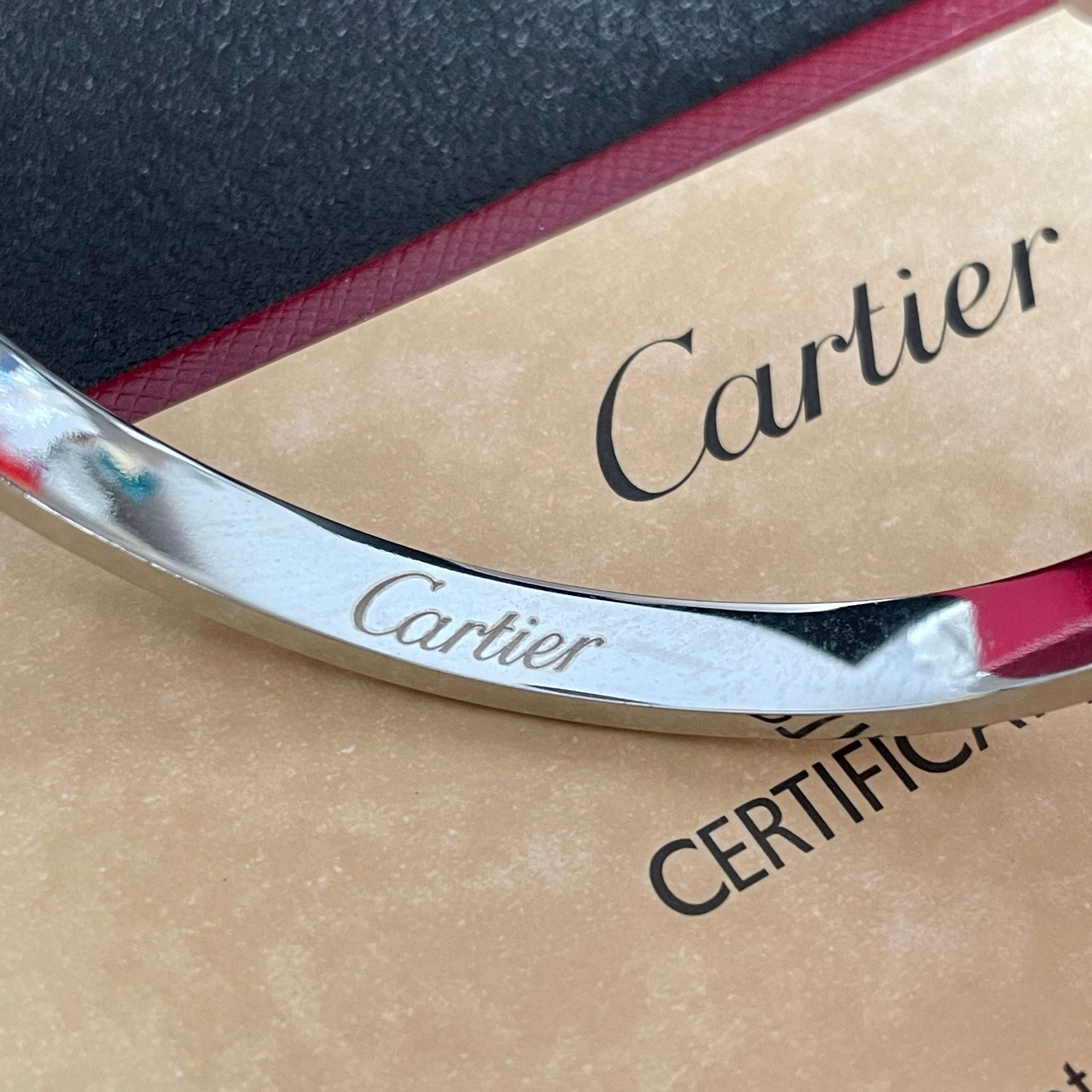 👑Cartier 卡地亚官网最新发布 👉🏻火爆钉子手镯💥进口精工保色18k💯高端定制👈🏻🙈🙈🙈顶级工艺 