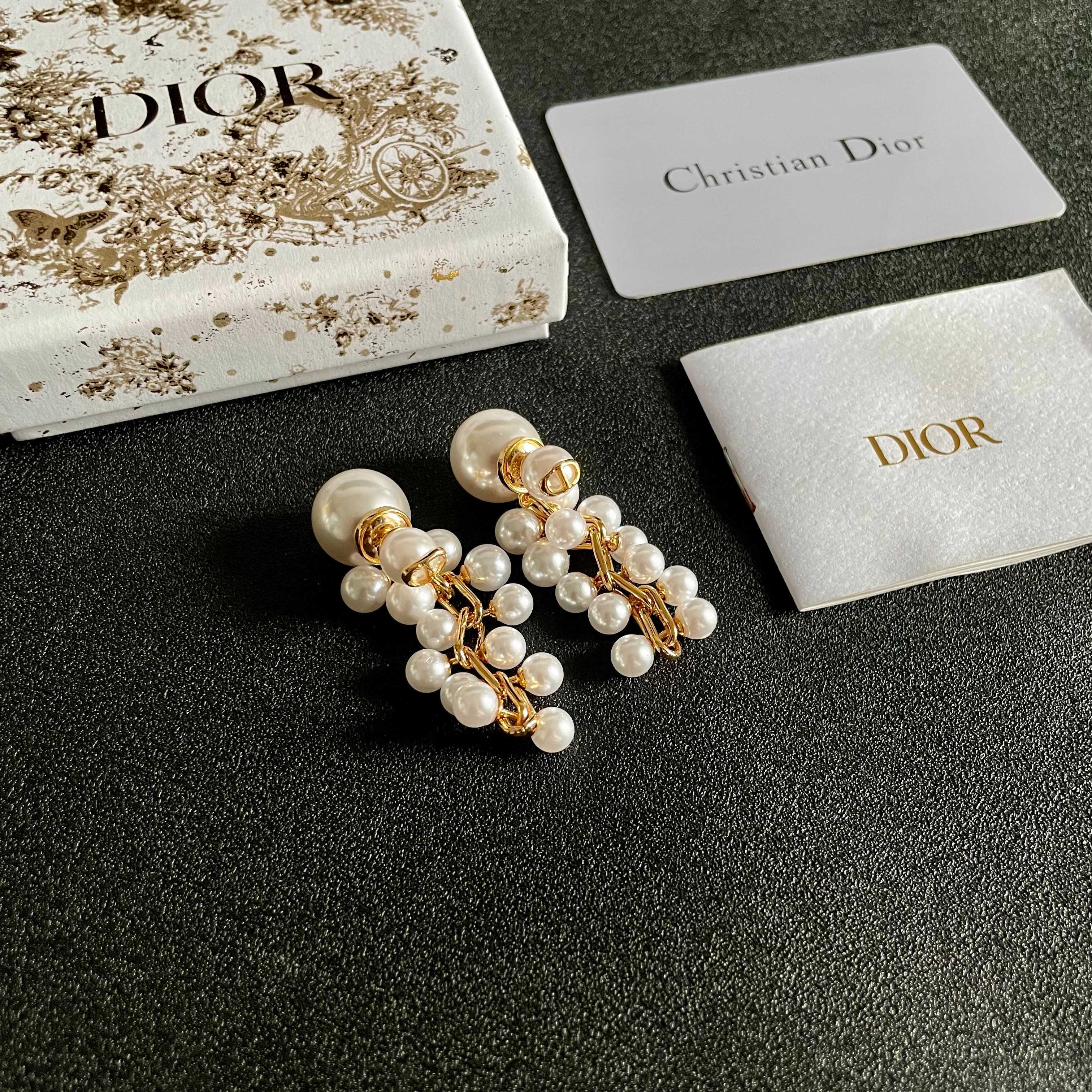 👑Dior 迪奥 中古 耳环 专柜一致上新 精选原版一致 黄铜材质 甜美气质高