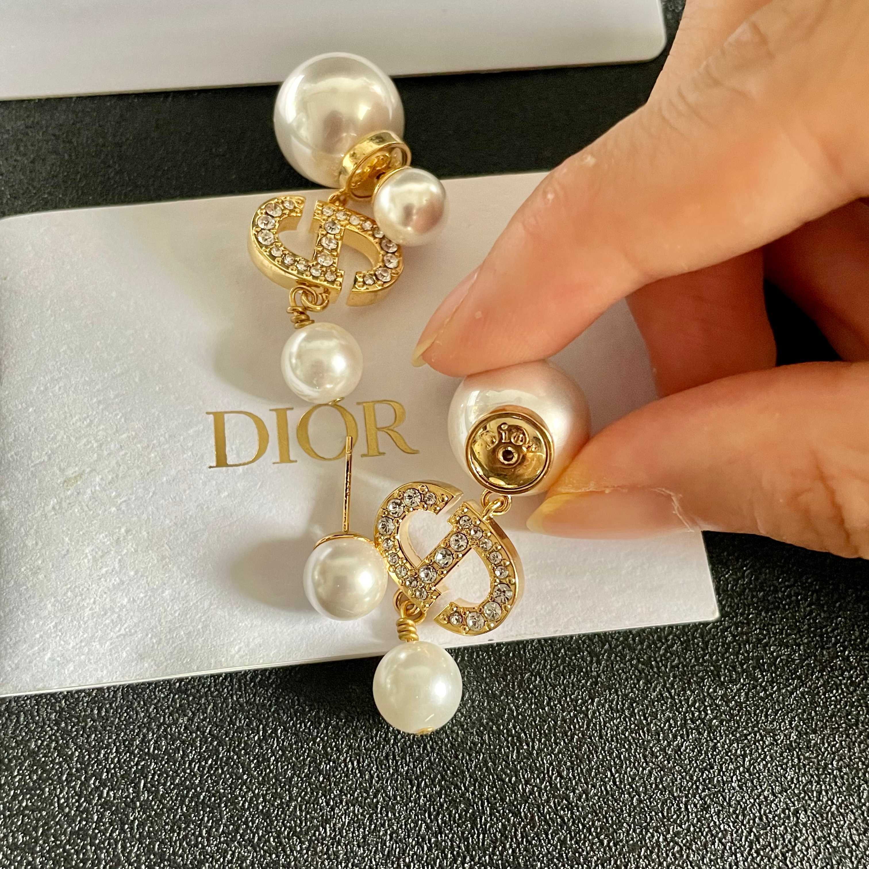👑Dior 迪奥 中古 耳环 专柜一致上新 精选原版一致 黄铜材质 甜美气质高
