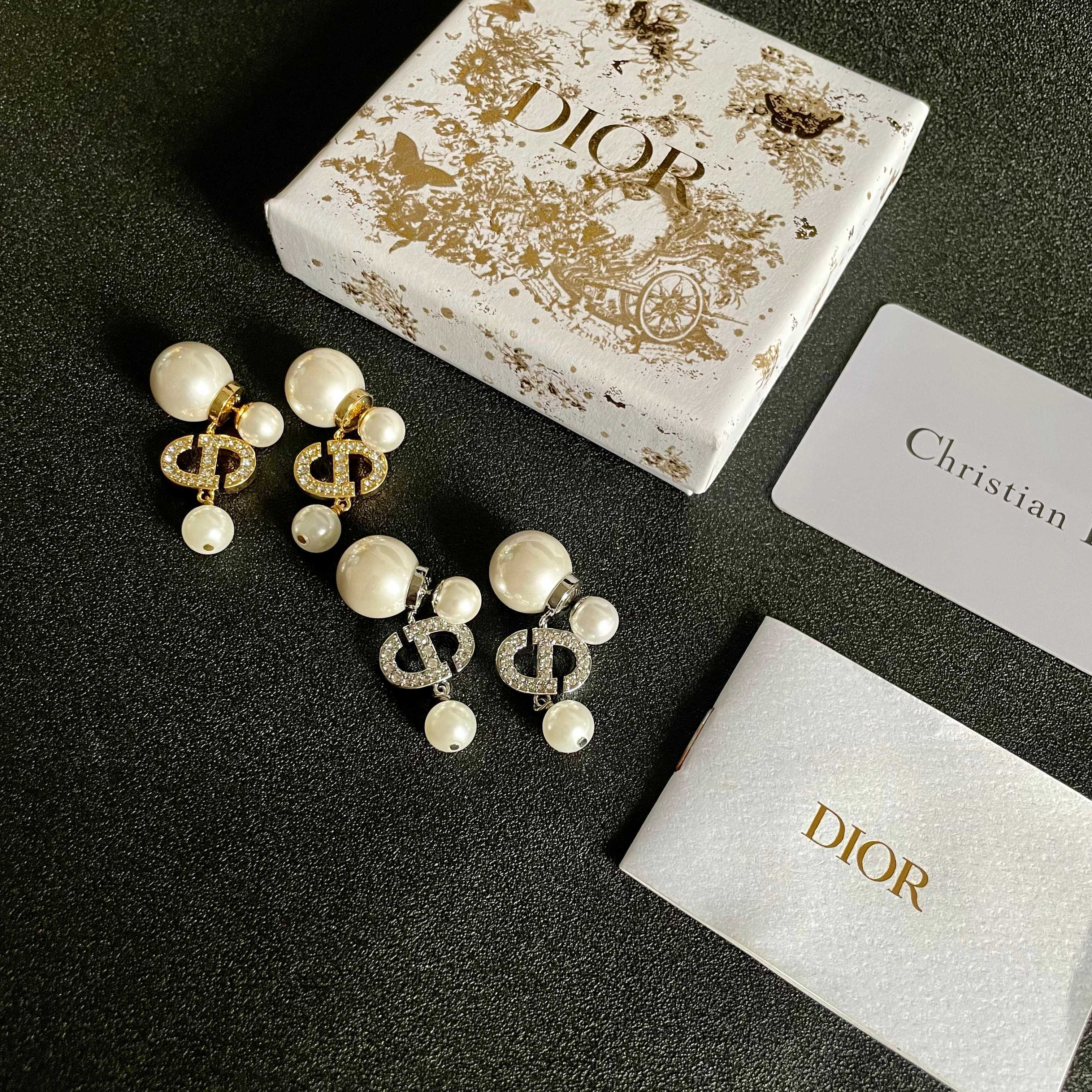 👑Dior 迪奥 中古 耳环 专柜一致上新 精选原版一致 黄铜材质 甜美气质高