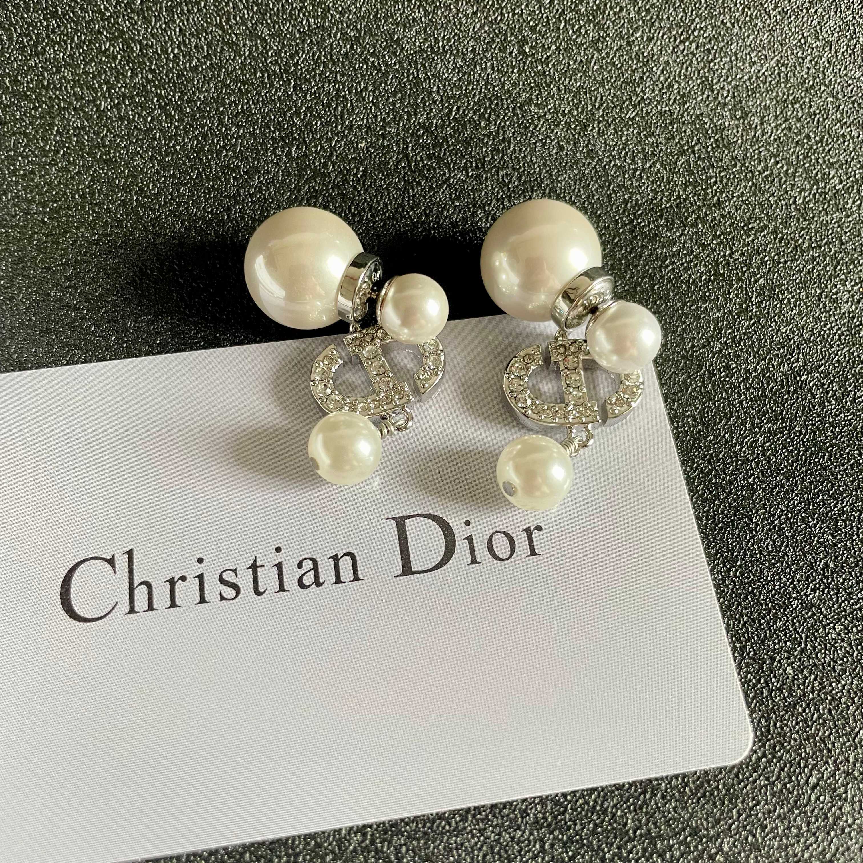 👑Dior 迪奥 中古 耳环 专柜一致上新 精选原版一致 黄铜材质 甜美气质高