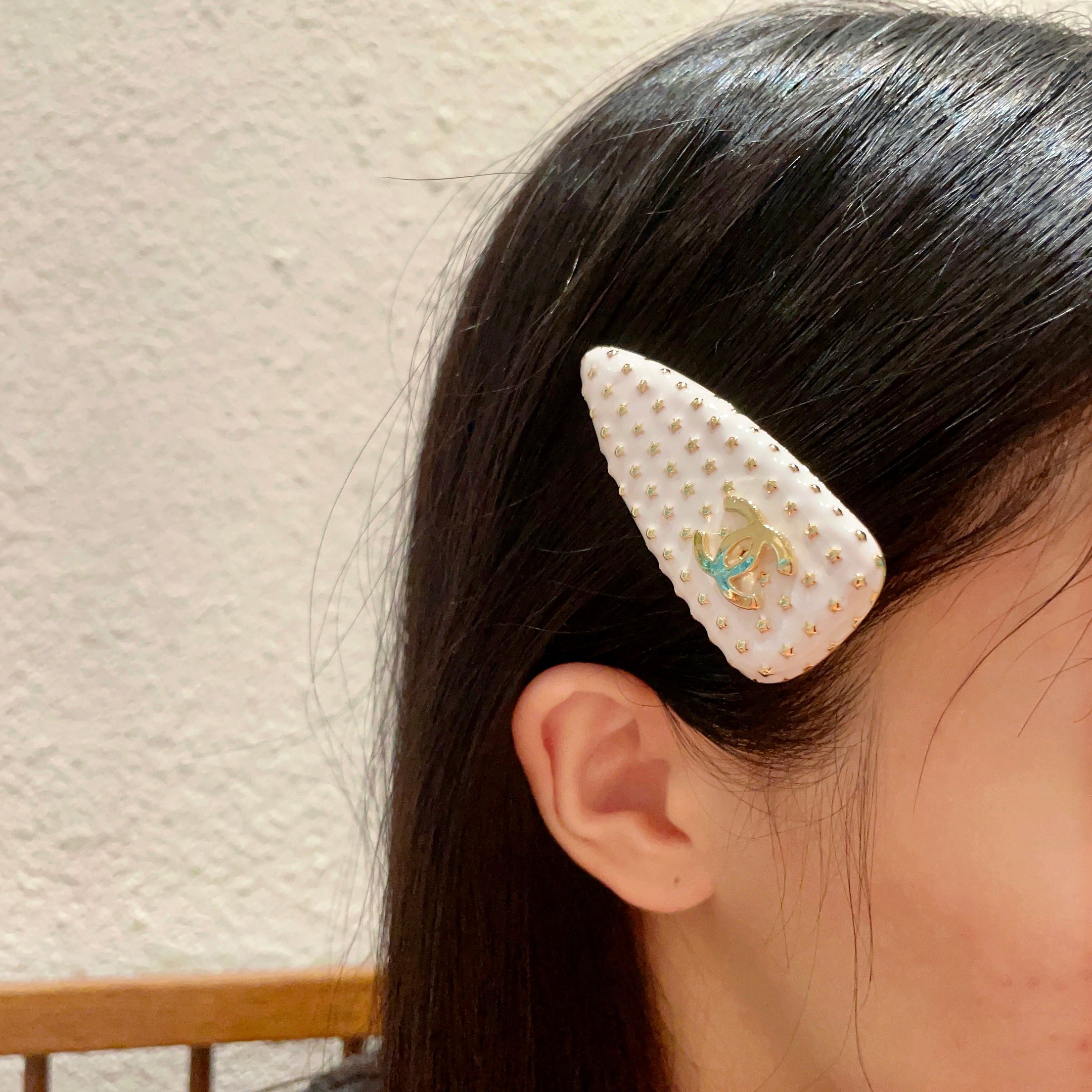 Chanel香奈儿】小香经典发夹热销款火爆上新❣同步专柜‼正品开模‼款式简单大方💋小巧别致💖超级适合夏天