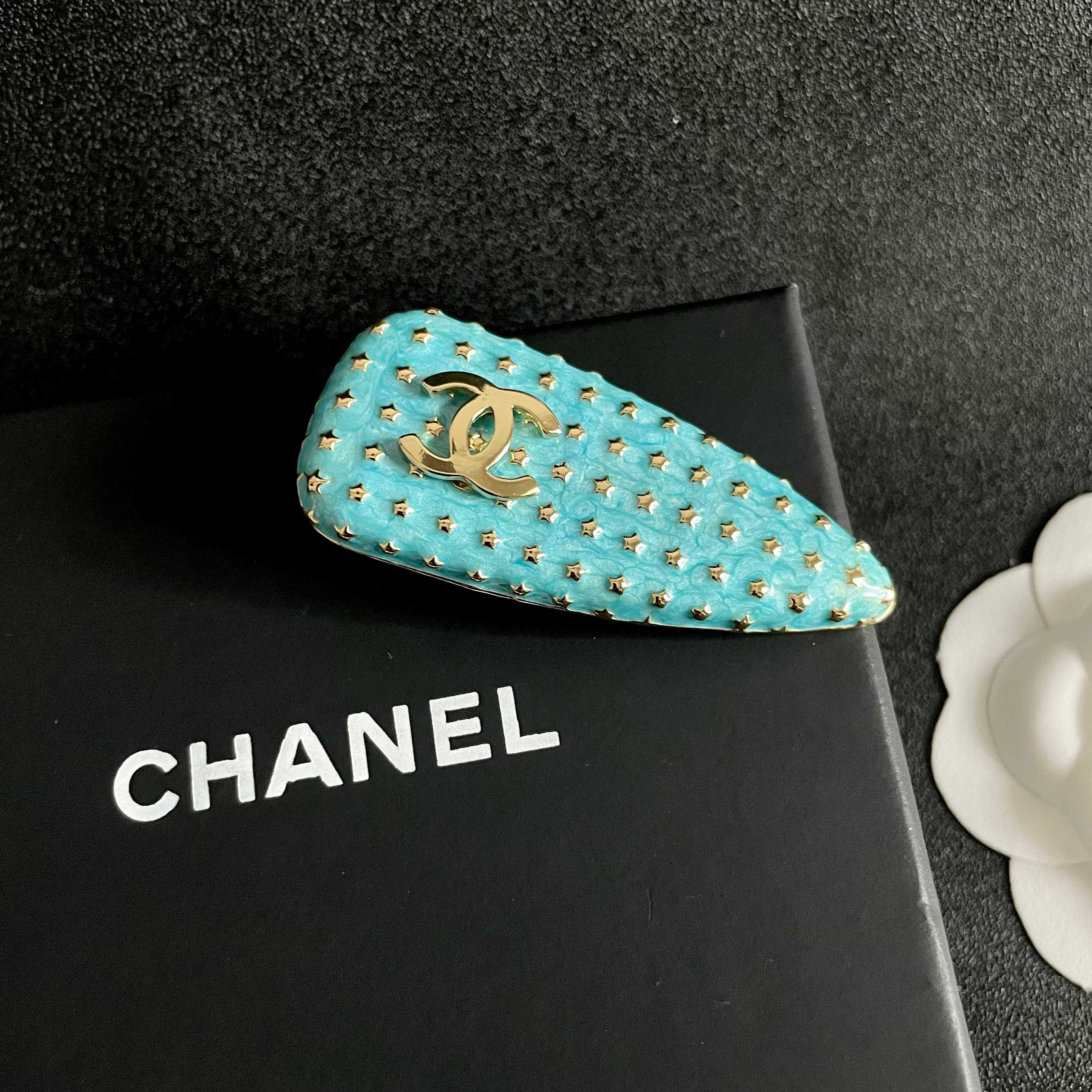  Chanel香奈儿】小香经典发夹热销款火爆上新❣同步专柜‼正品开模‼款式简单大方💋小巧别致💖超级适合夏
