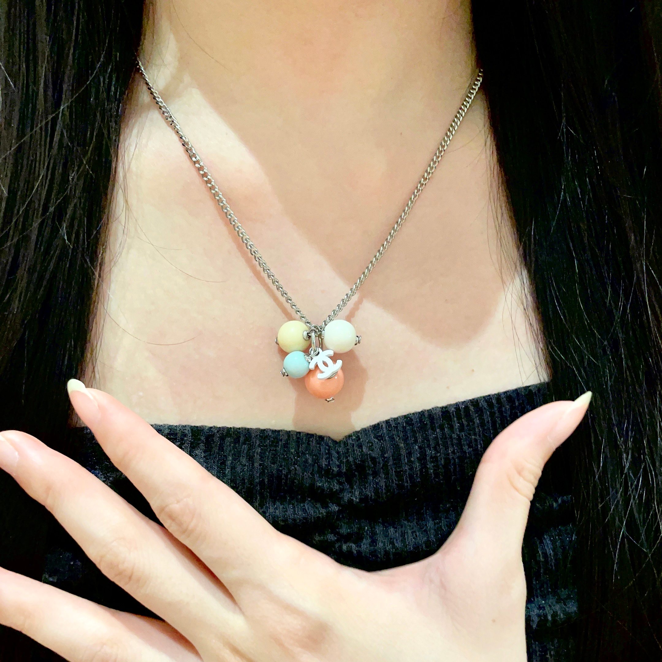  Chanel香奈儿 中古 项链👀小香家的款式真心无需多介绍😘🎶每一款都超好看，精致大方，非常显气质