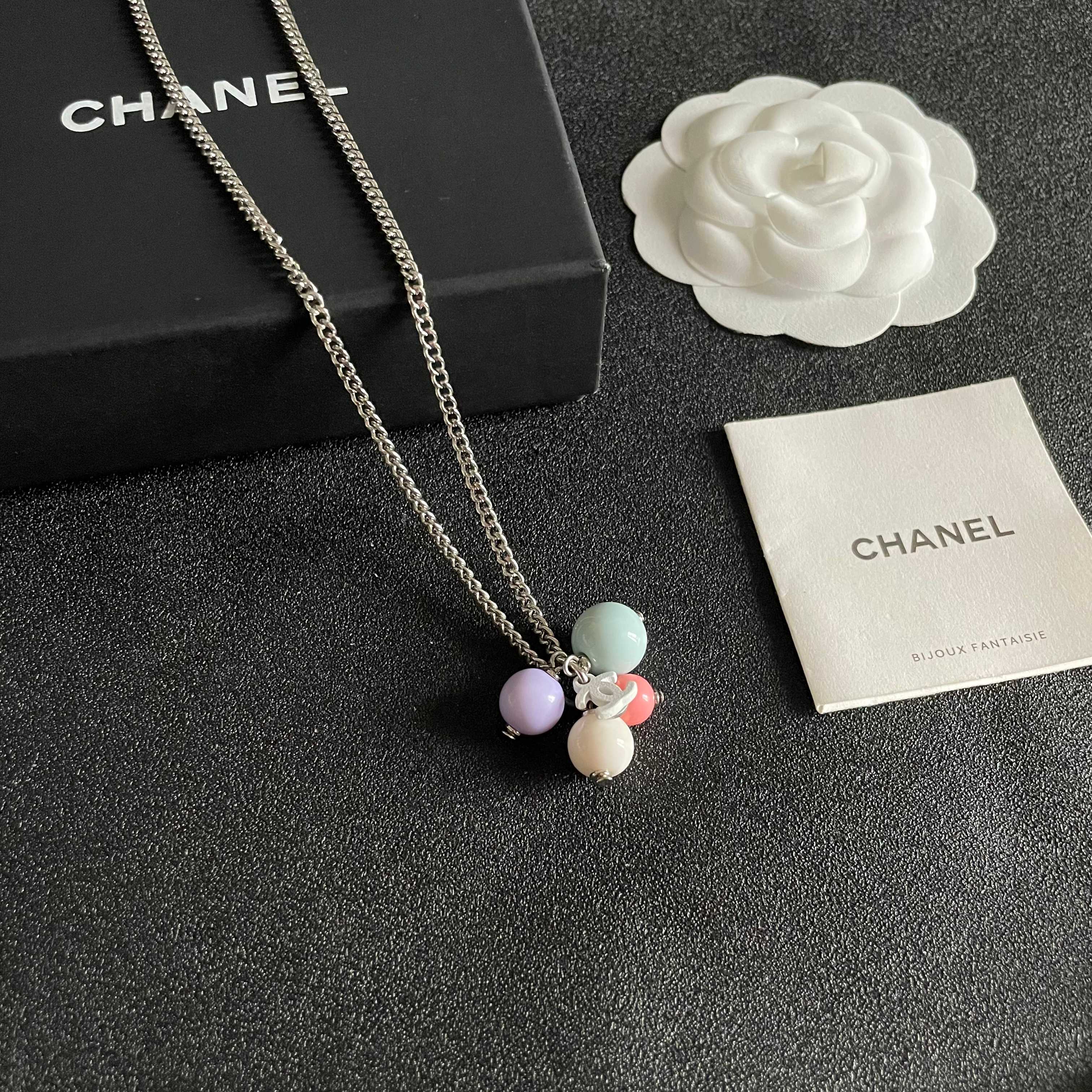  Chanel香奈儿 中古 项链👀小香家的款式真心无需多介绍😘🎶每一款都超好看，精致大方，非常显气质
