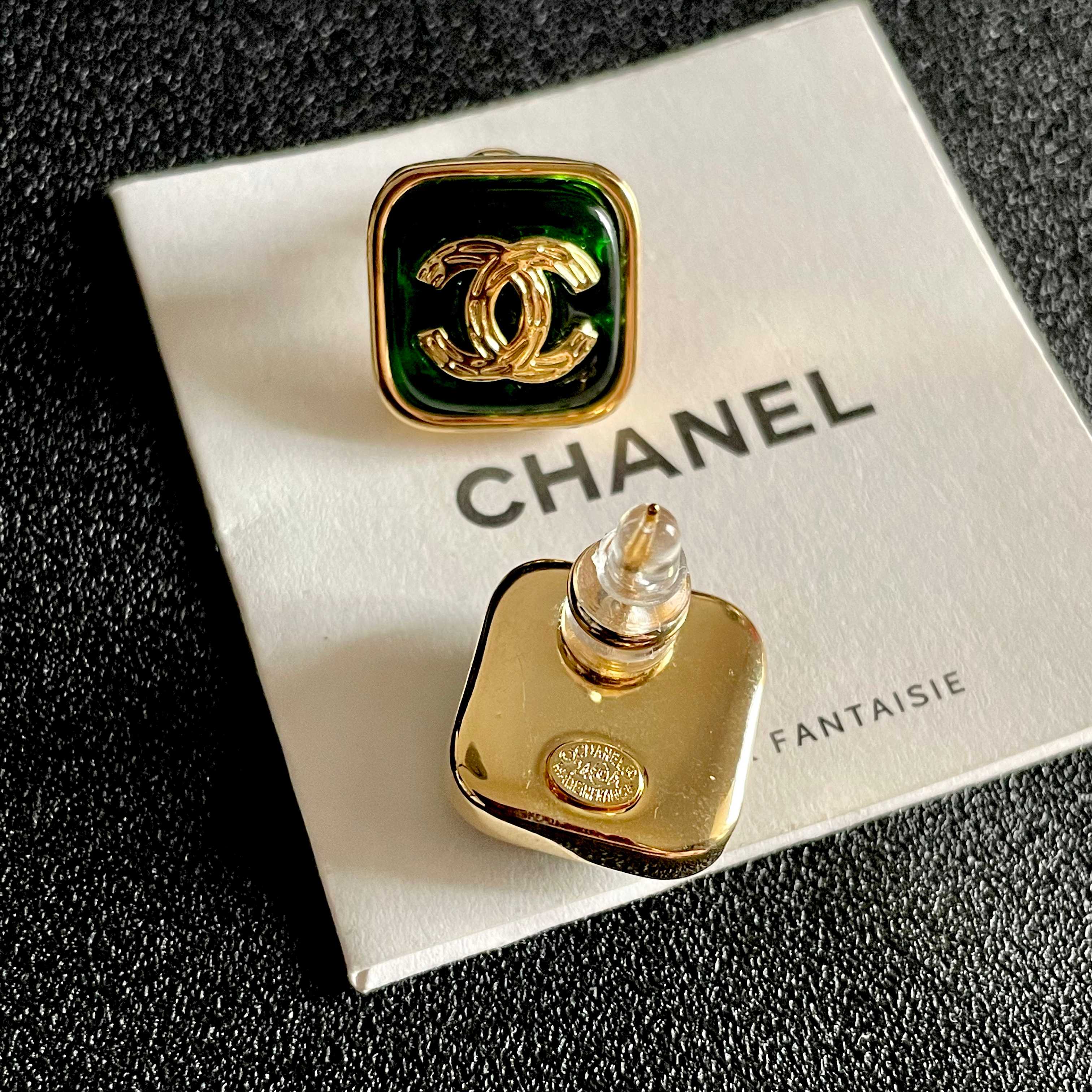  Chanel香奈儿 中古 耳钉👀小香家的款式真心无需多介绍😘🎶每一款都超好看，精致大方，非常显气质