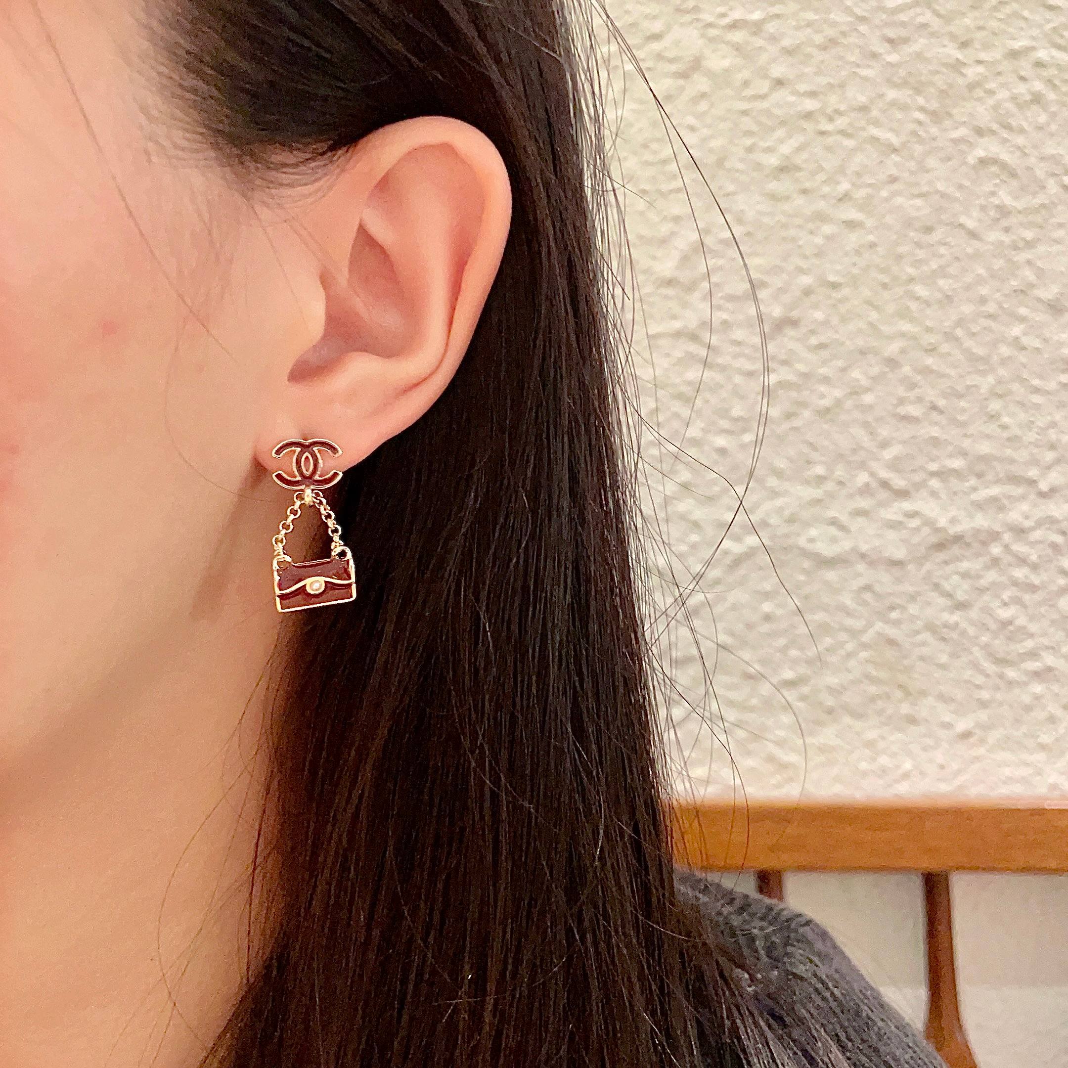  Chanel香奈儿 中古 耳钉👀小香家的款式真心无需多介绍😘🎶每一款都超好看，精致大方，非常显气质