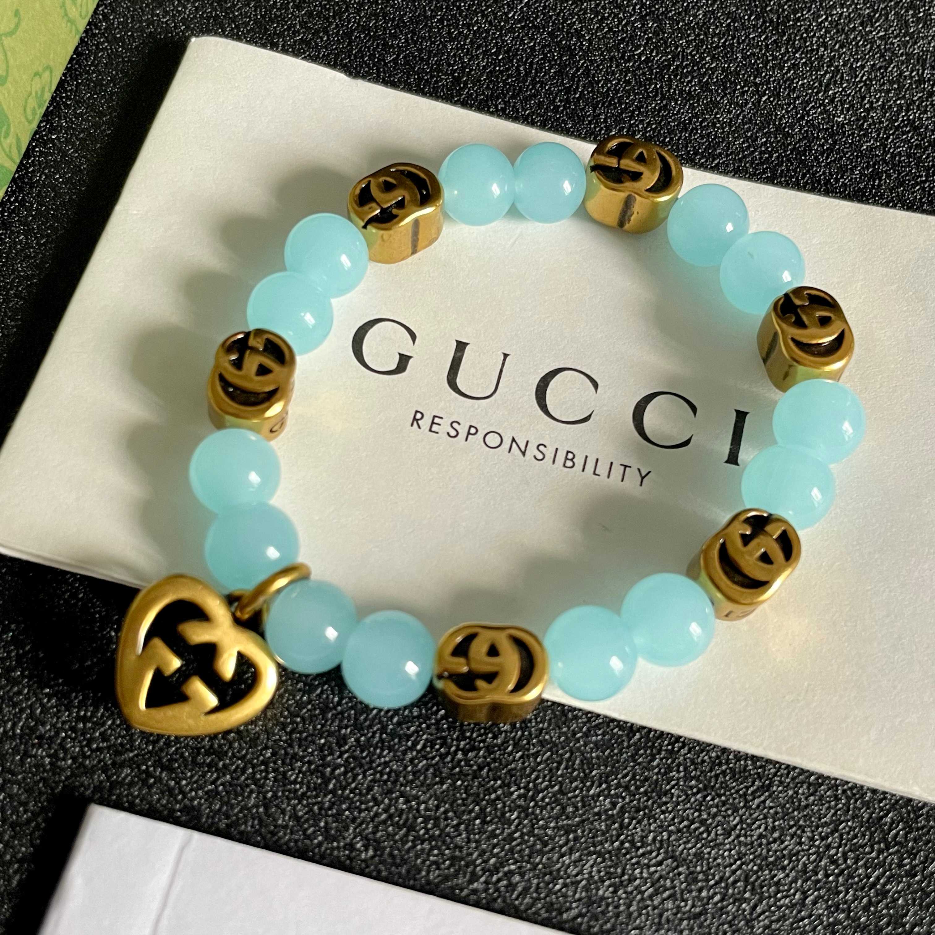  新款💦古驰Gucci双G字母潮流手链😉爆款随时断货休闲风格时尚造型设计很漂亮专柜材质👍专柜新款上市 美