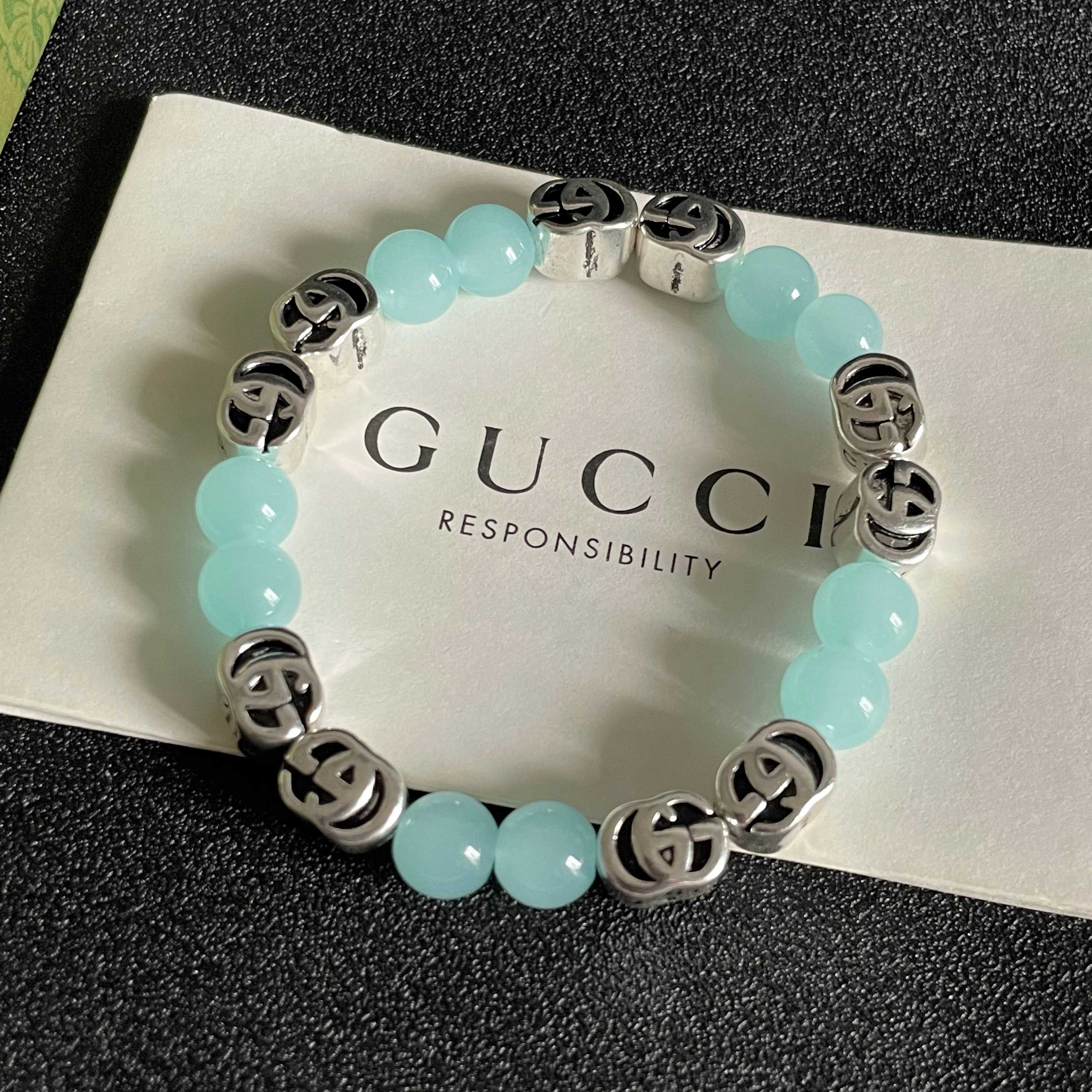  新款💦古驰Gucci双G字母潮流手链😉爆款随时断货休闲风格时尚造型设计很漂亮专柜材质👍专柜新款上市 美