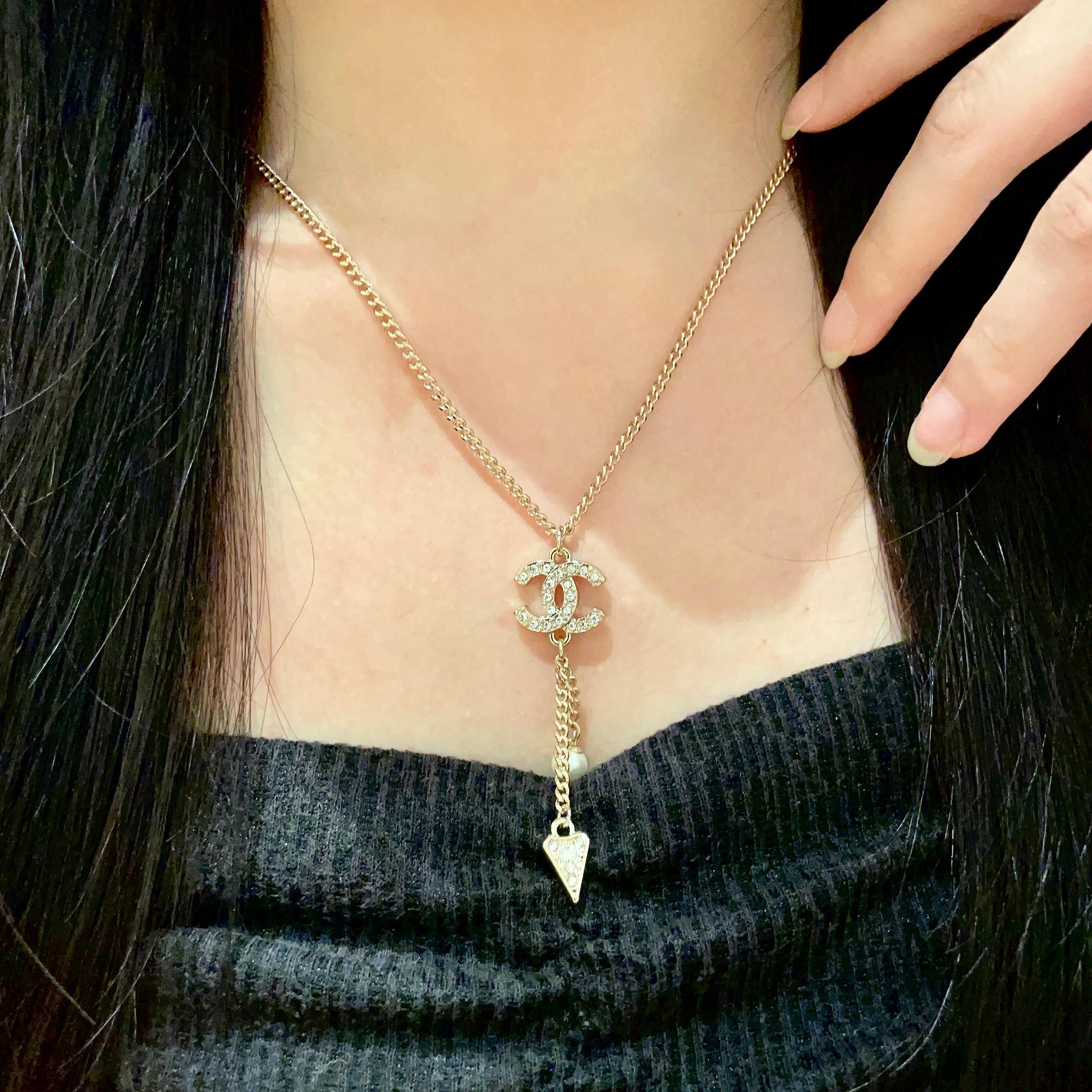  Chanel香奈儿 中古 项链👀小香家的款式真心无需多介绍😘🎶每一款都超好看，精致大方，非常显气质