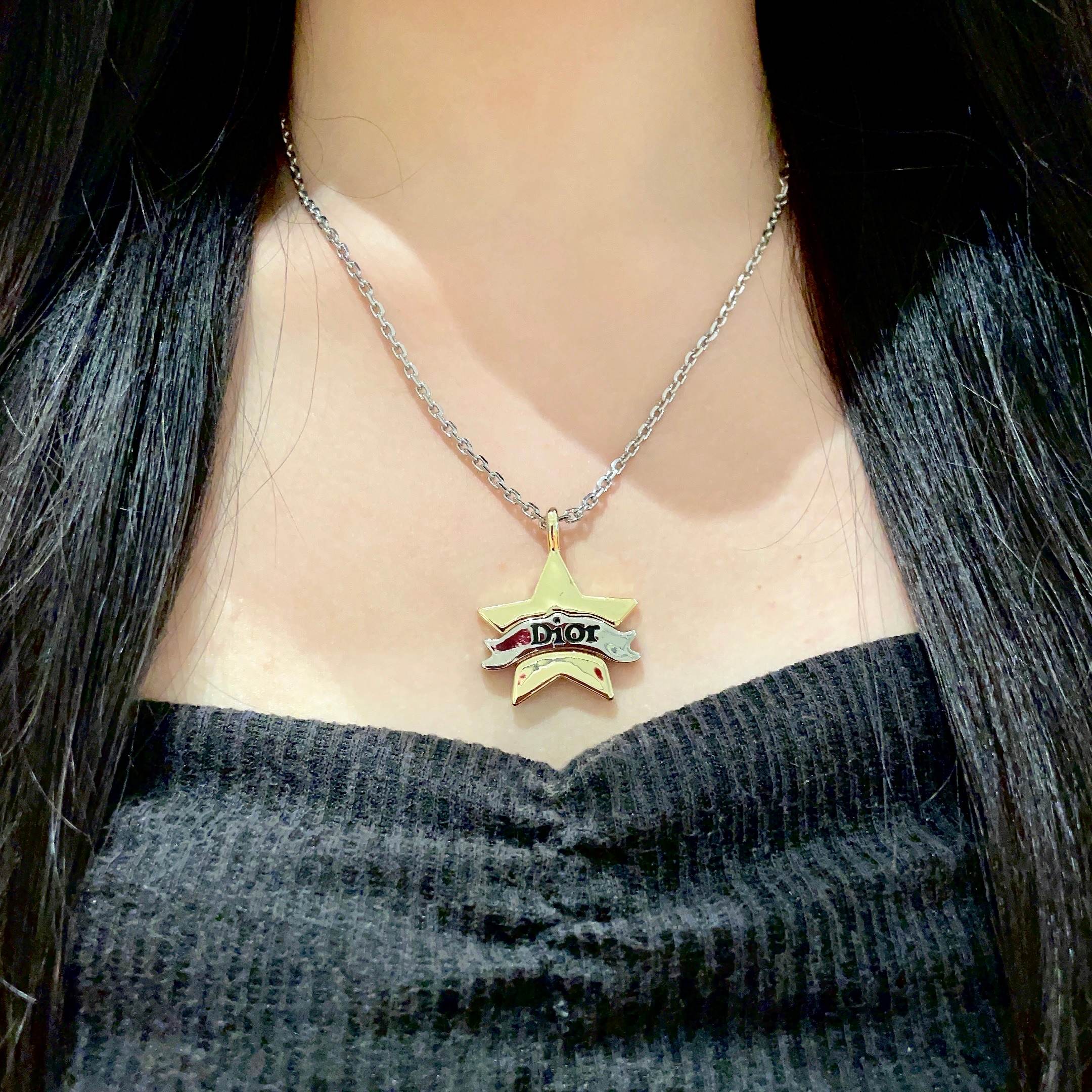 👑Dior 迪奥  中古 项链 专柜一致上新 精选原版一致 黄铜材质 甜美气质高雅.