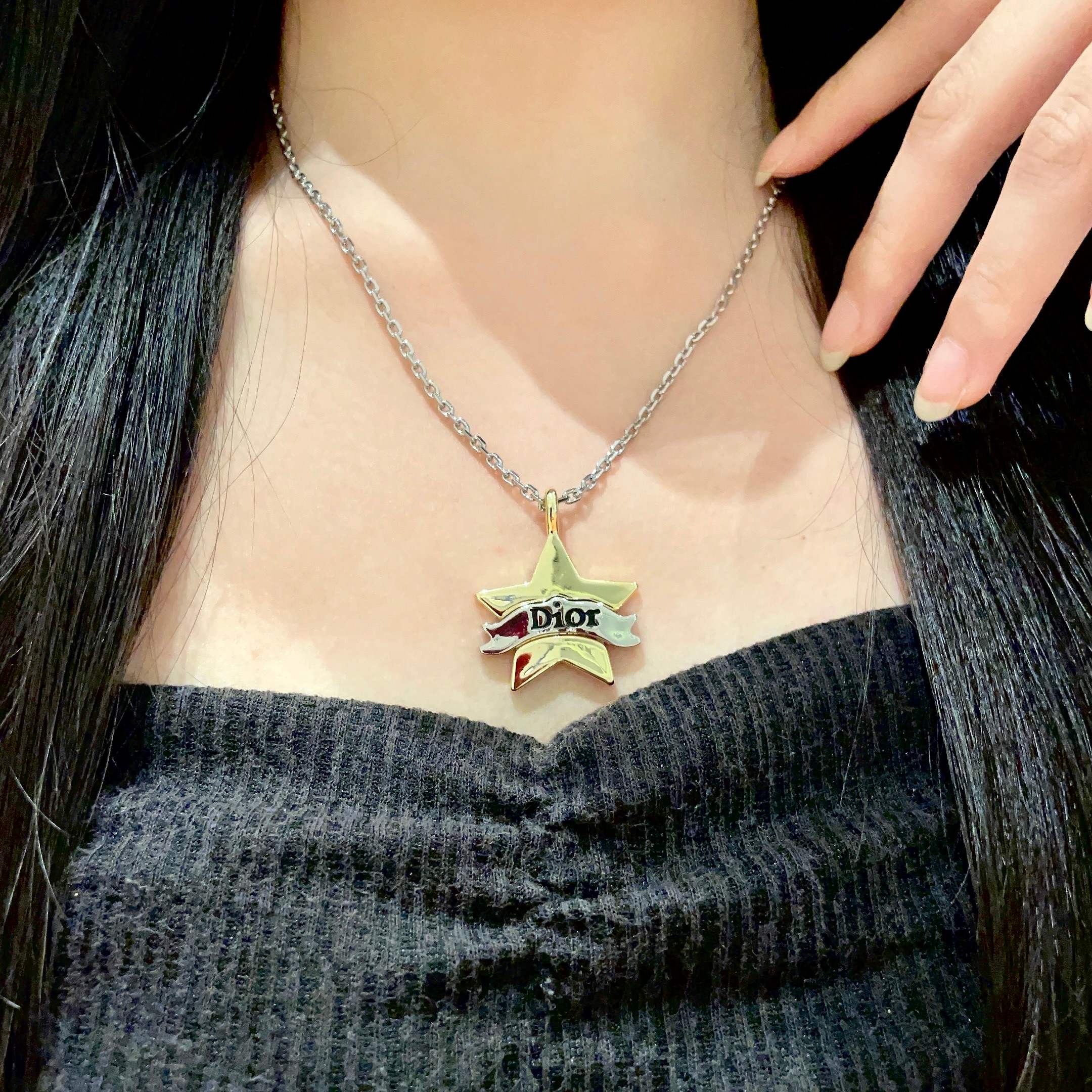 👑Dior 迪奥  中古 项链 专柜一致上新 精选原版一致 黄铜材质 甜美气质高雅.