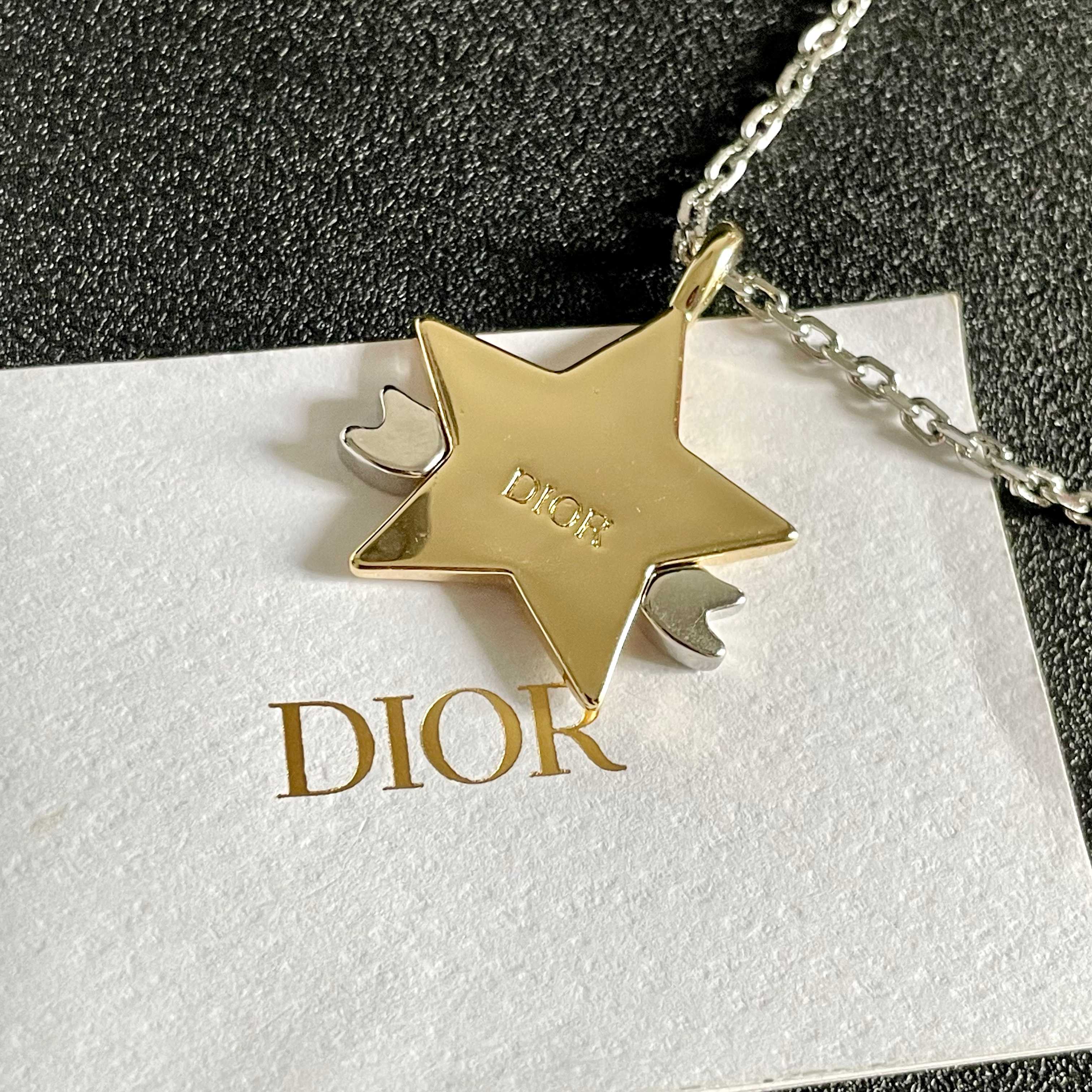 👑Dior 迪奥  中古 项链 专柜一致上新 精选原版一致 黄铜材质 甜美气质高雅.