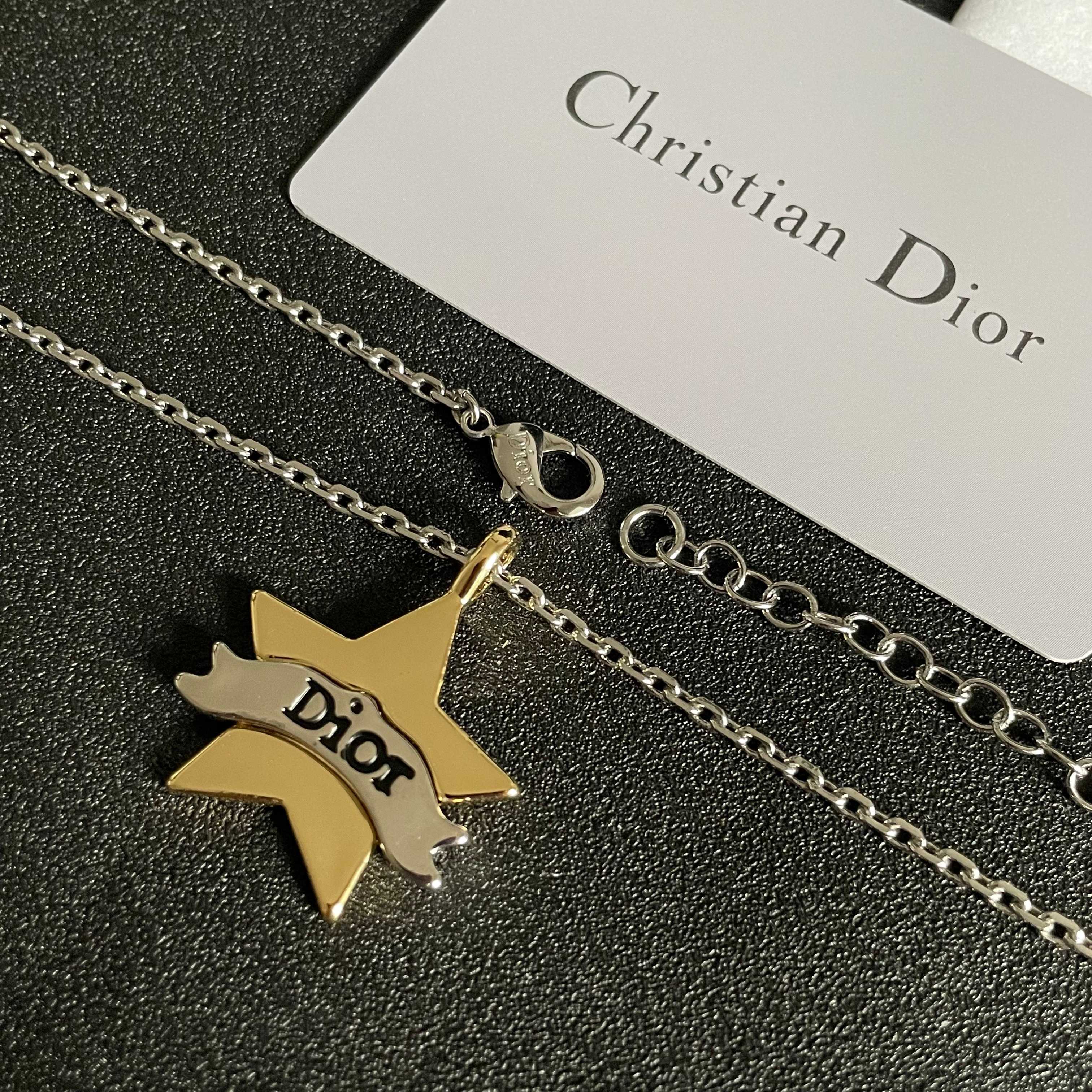 👑Dior 迪奥  中古 项链 专柜一致上新 精选原版一致 黄铜材质 甜美气质高雅.